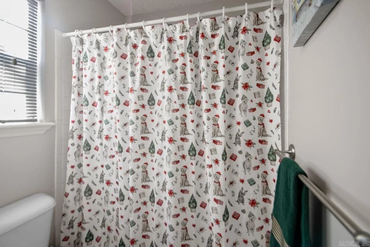 Property at 7603  Club - Image 33