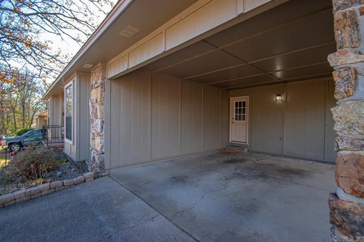 Property at 7603  Club - Image 6