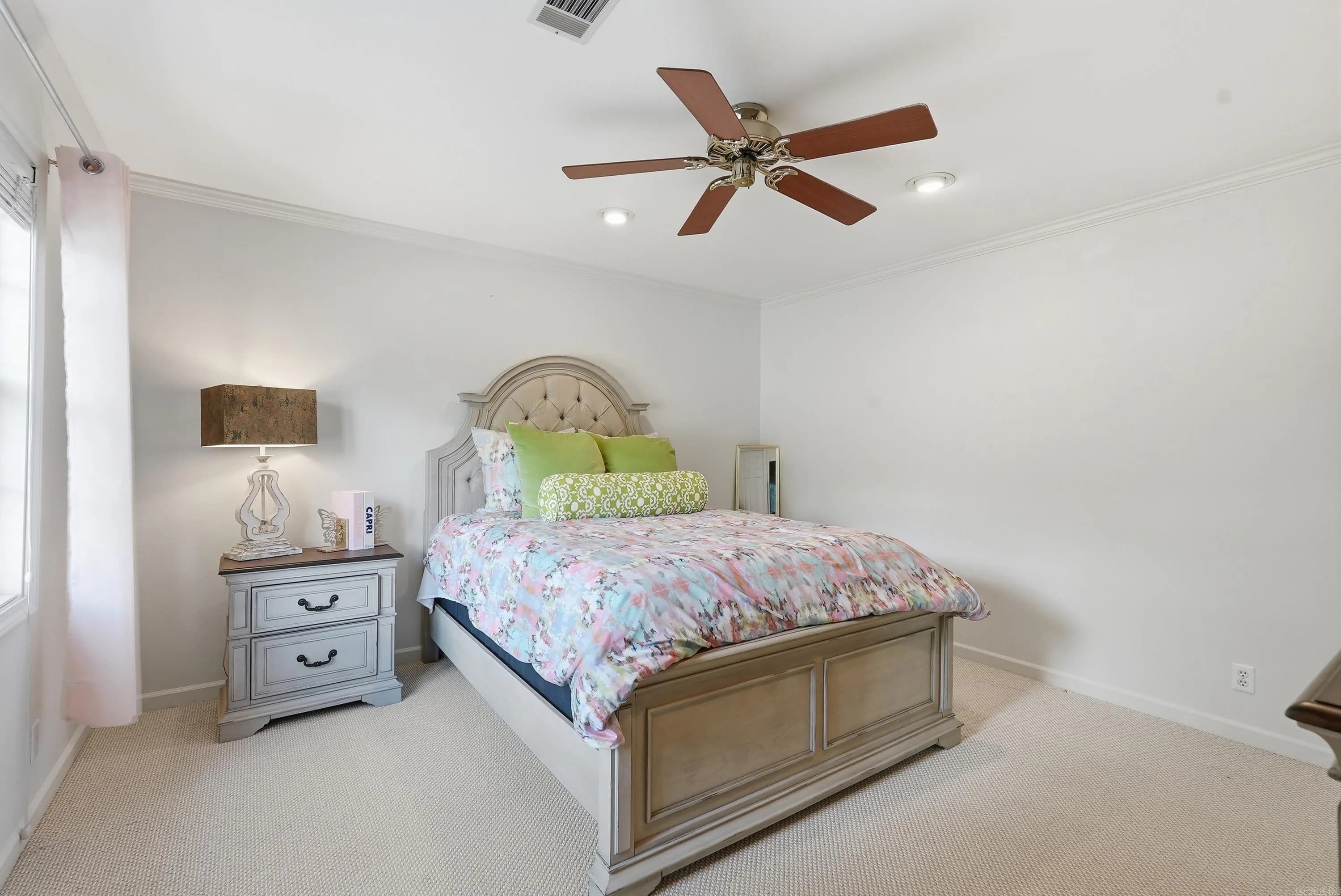 Property at 869  Copperfield - Image 28