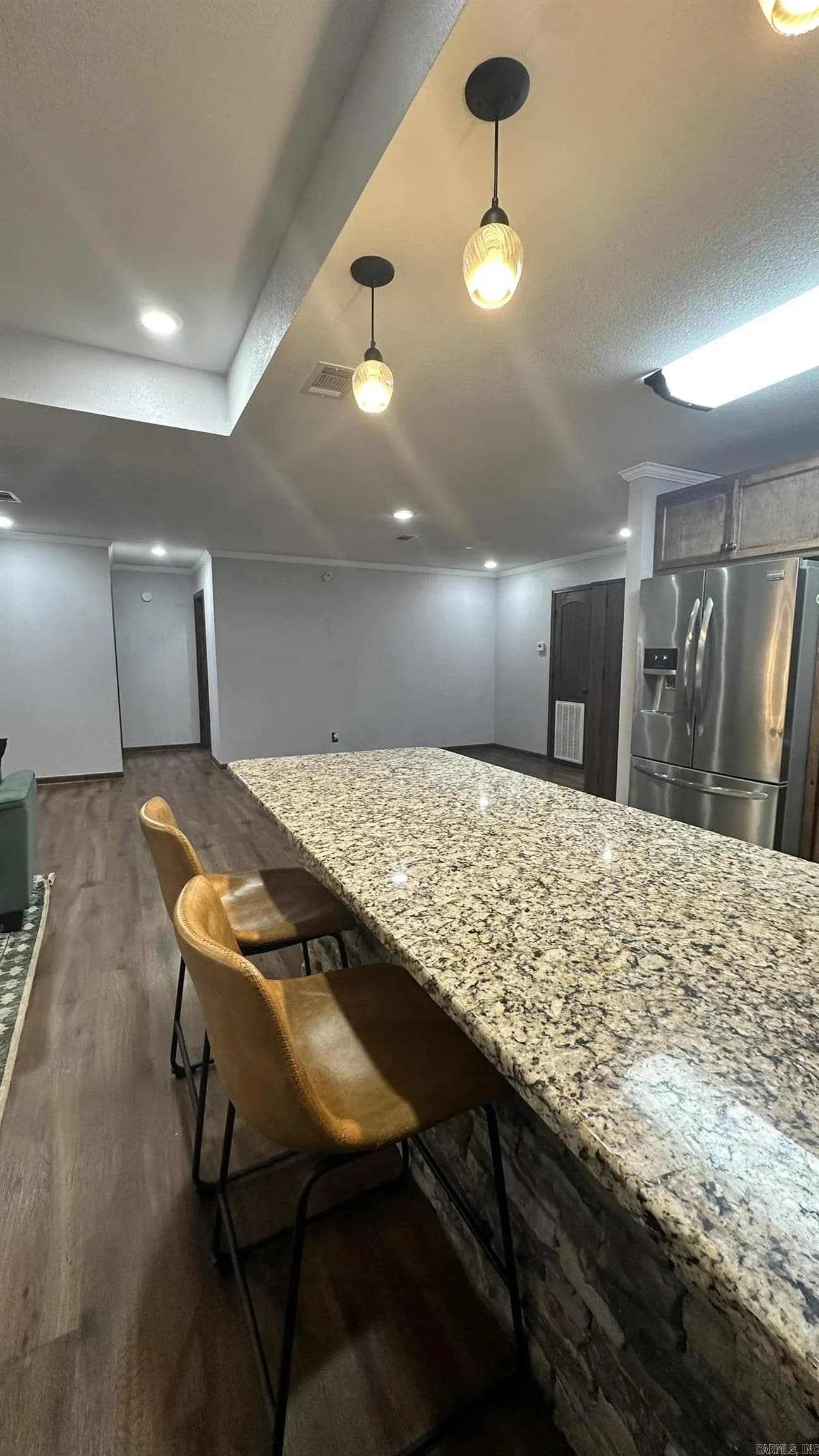 Property at 708 W Walnut - Image 15