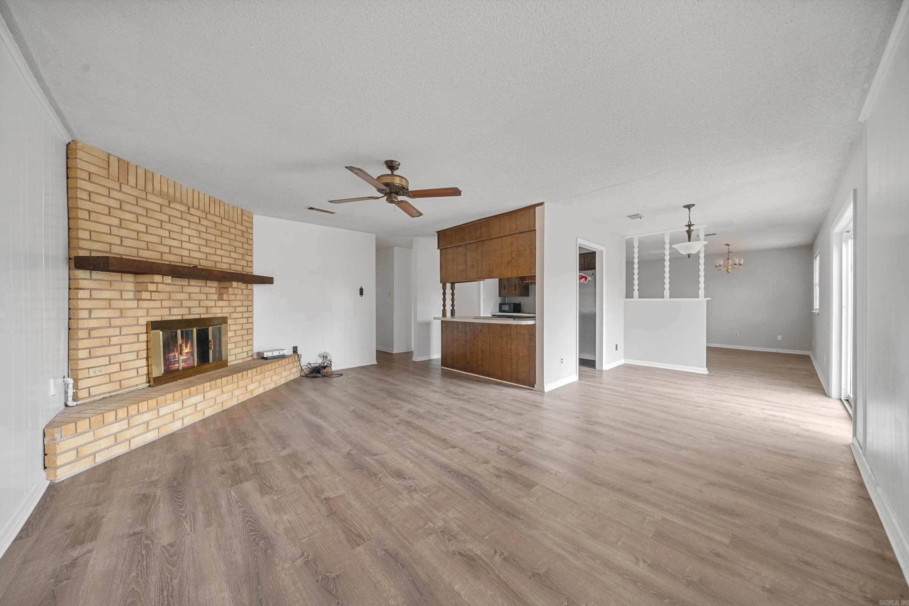 Property at 1205  Dyson - Image 17