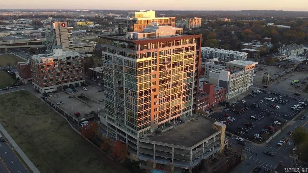 Property at 300 E Third, 1504 - Image 4