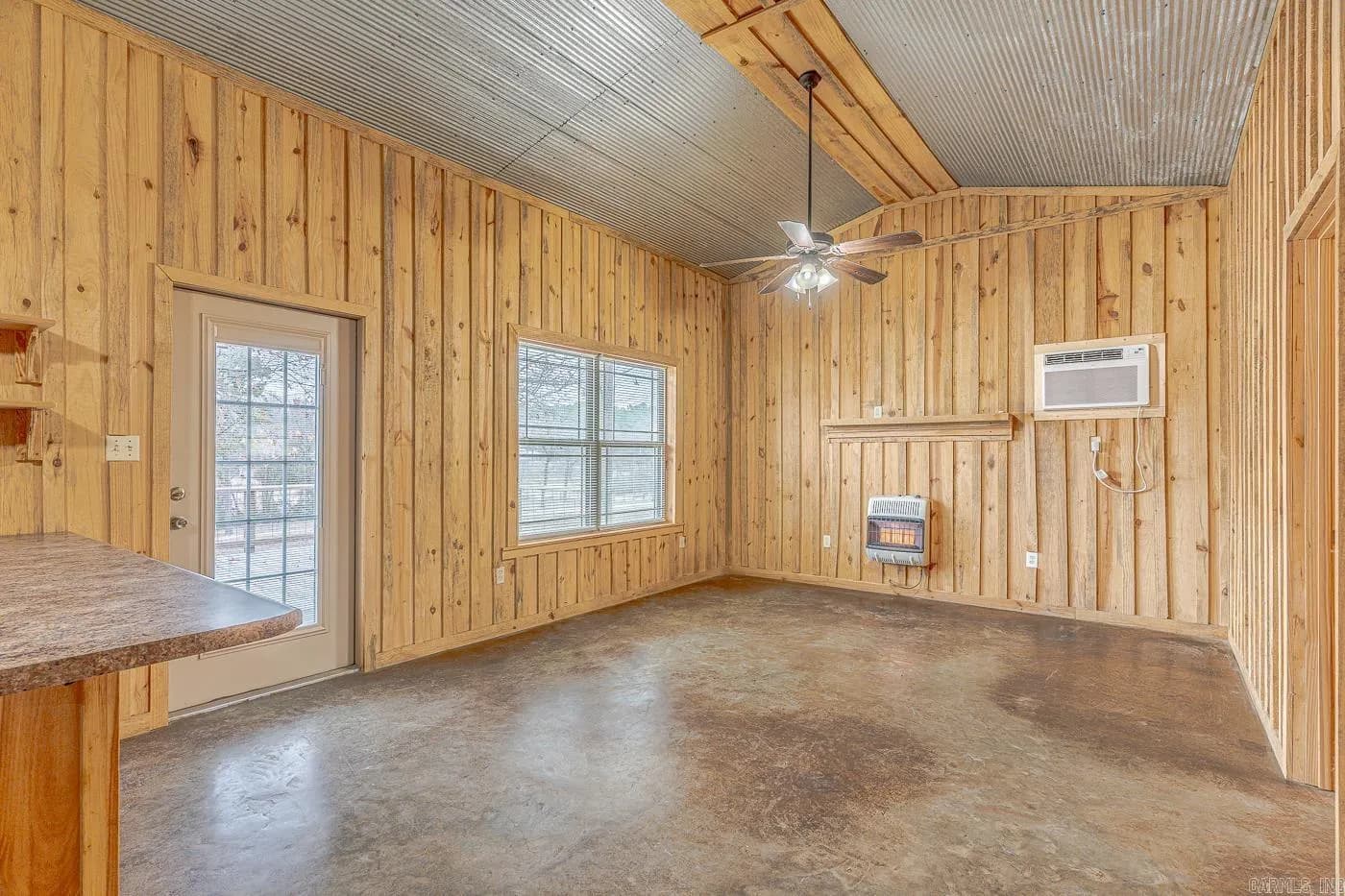 Property at 40  Greene 714 - Image 6