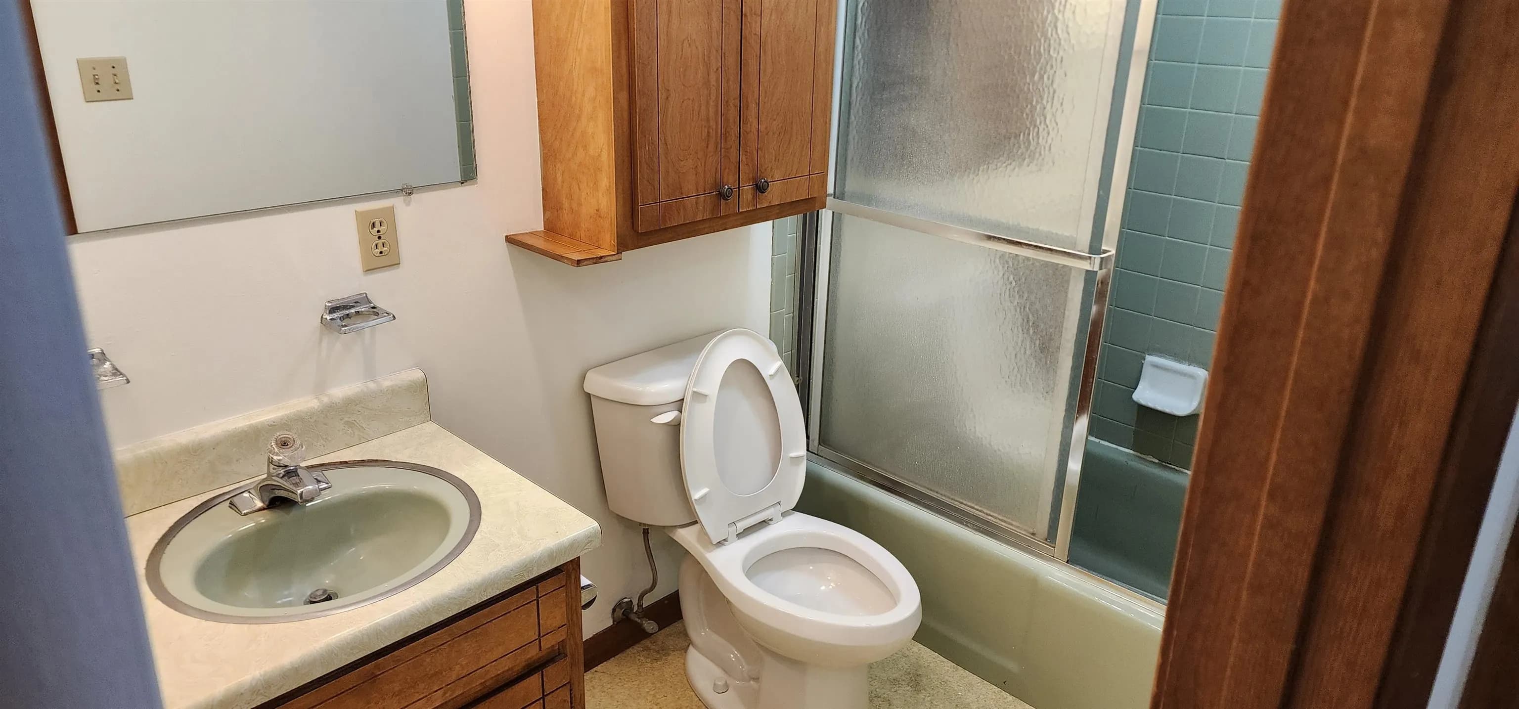 Property at 16  Arapaho - Image 8