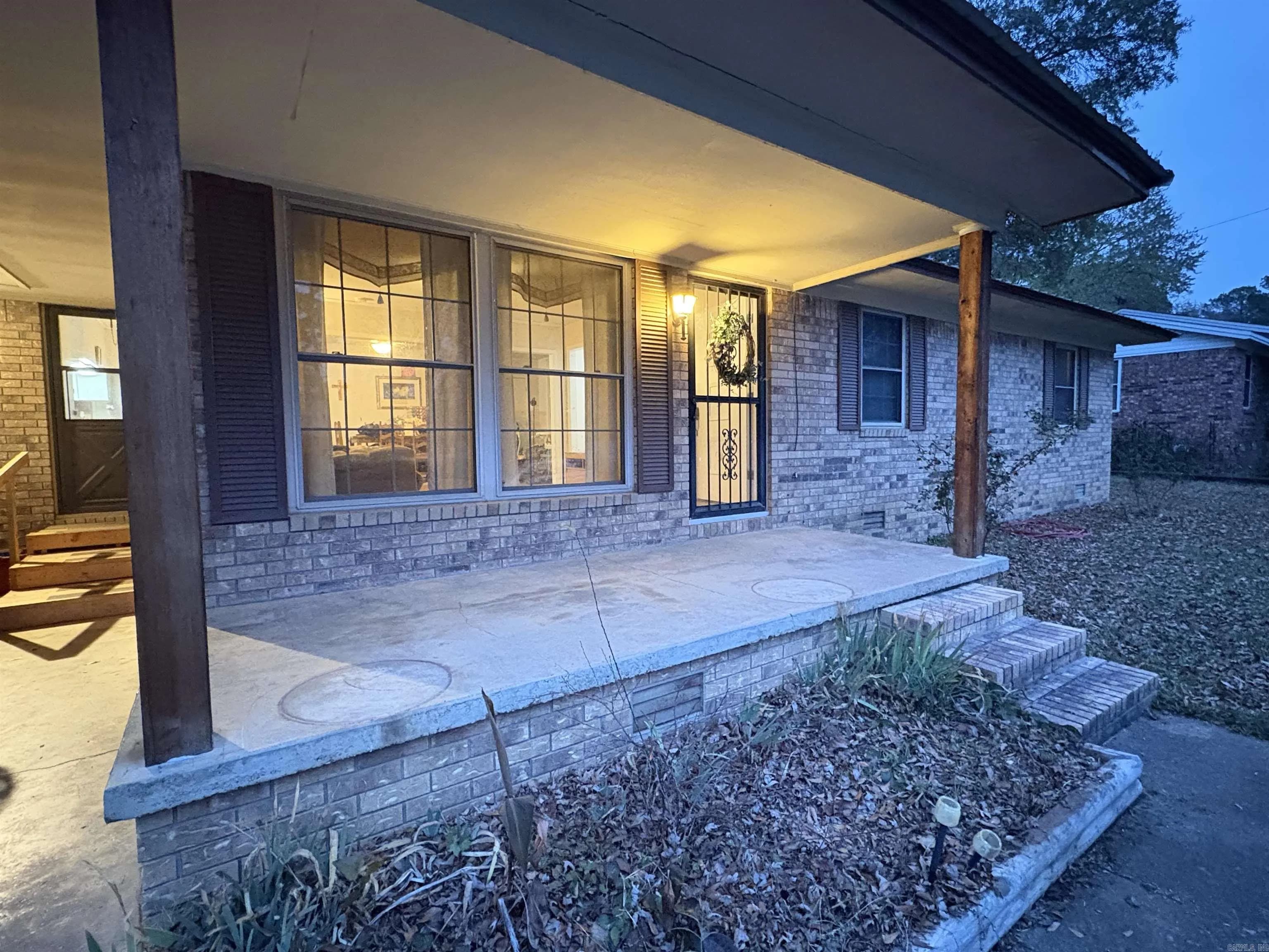 Property at 64  Mohawk - Image 3