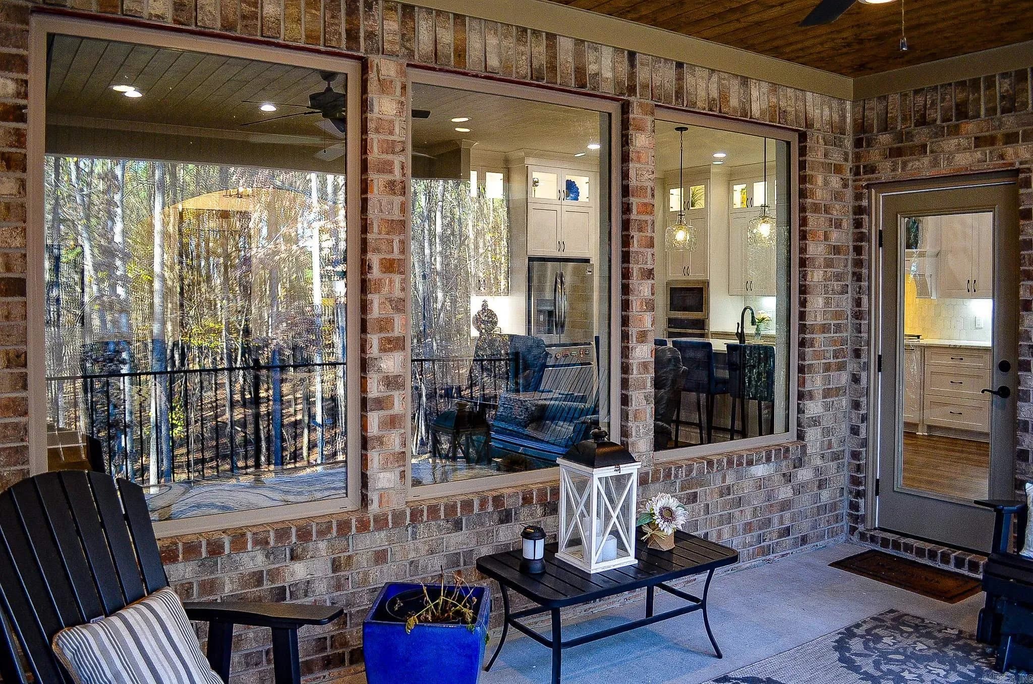 Property at 87  Elcano - Image 41
