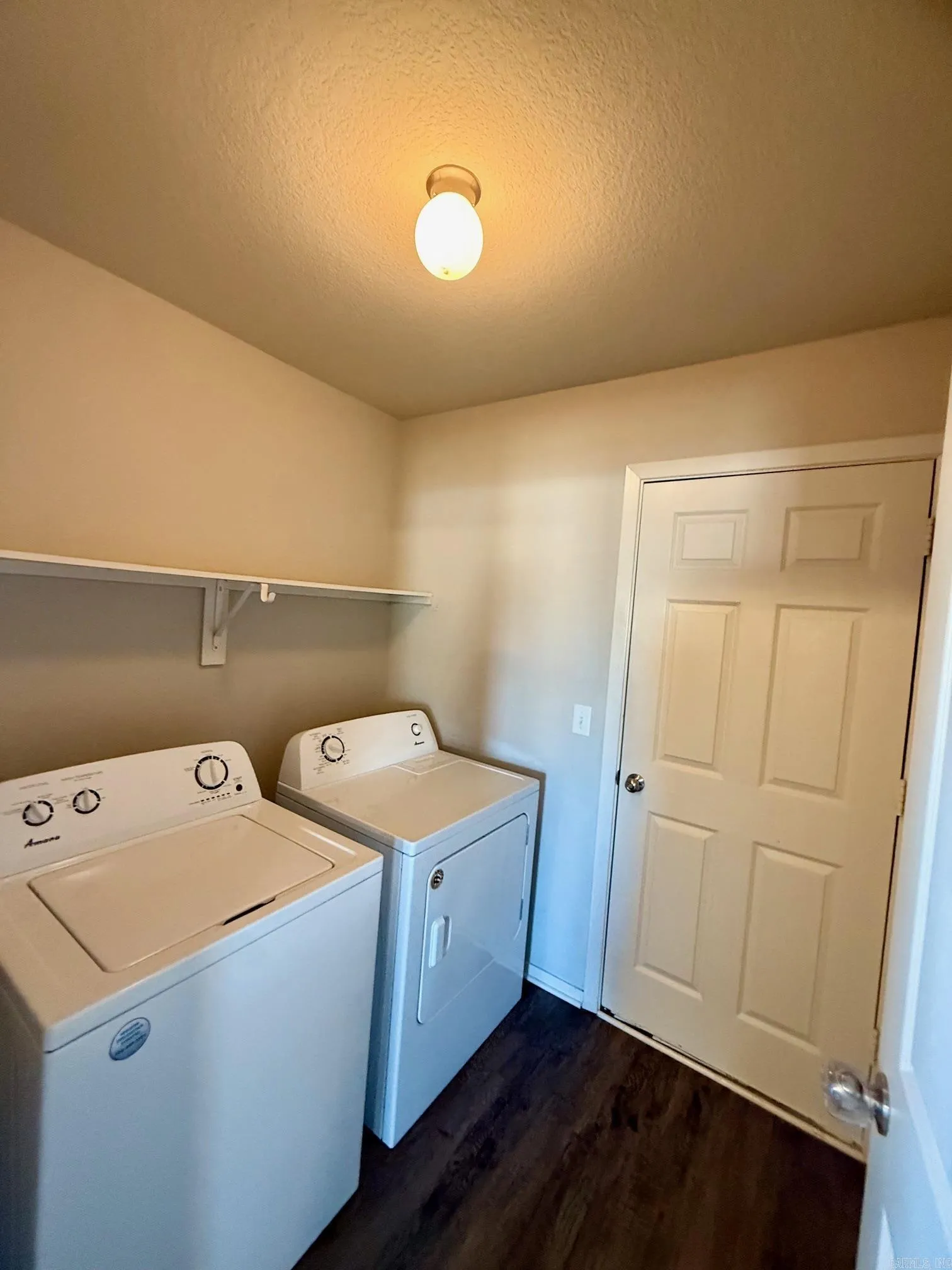 Property at 10209  Brandi kay - Image 13