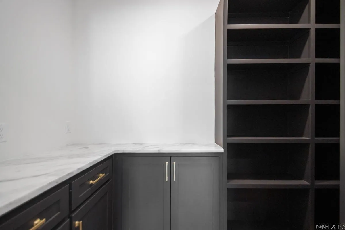 Property at 307  Kanis ridge - Image 11