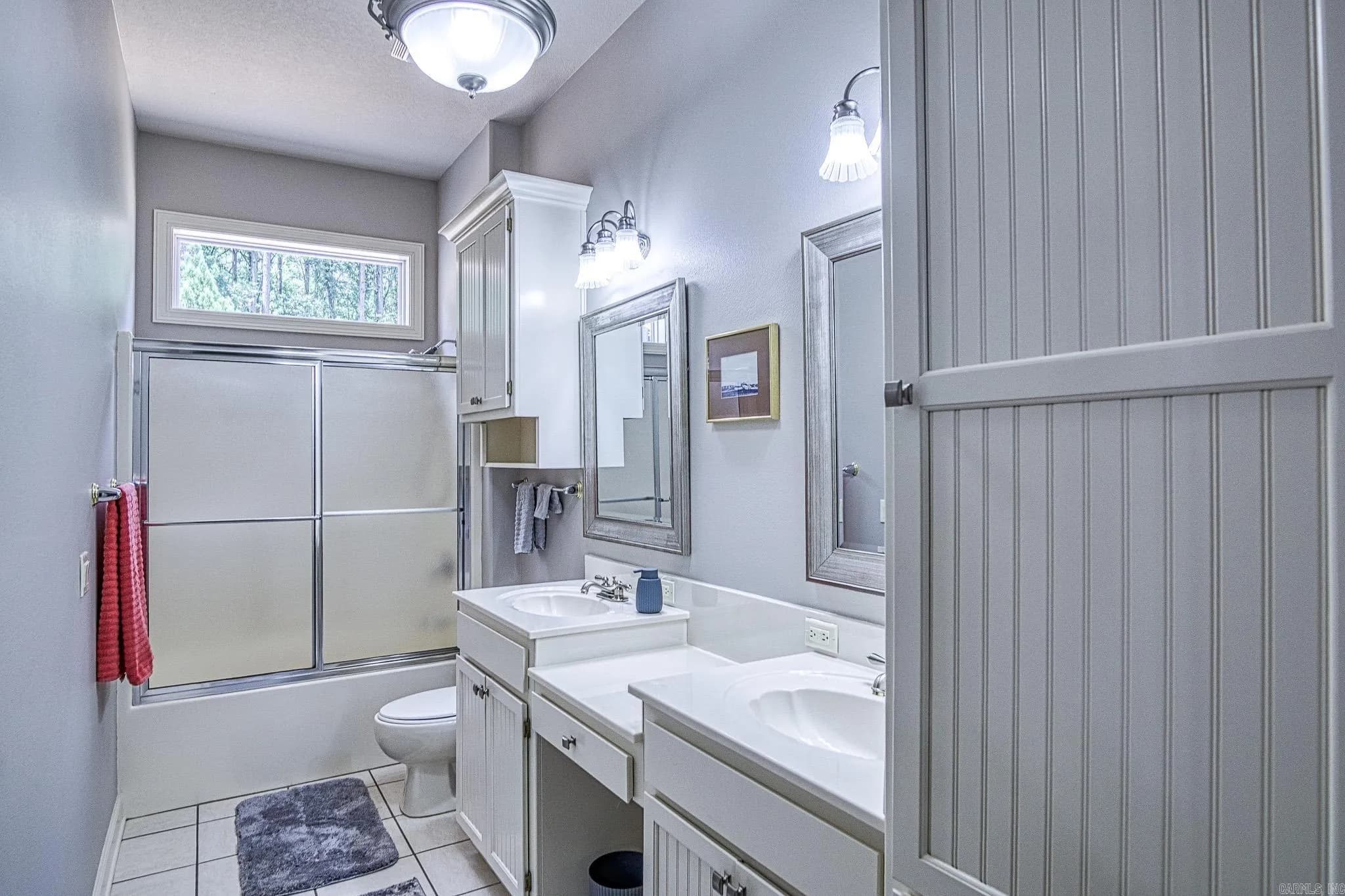 Property at 23  Gloria - Image 46