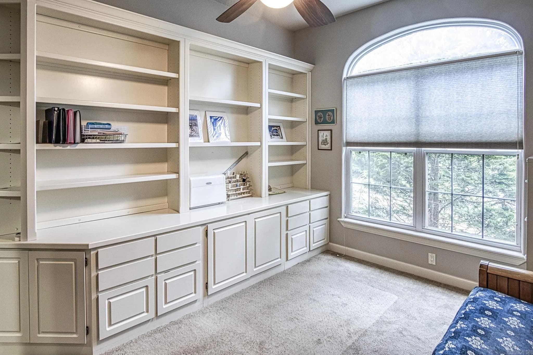 Property at 23  Gloria - Image 41