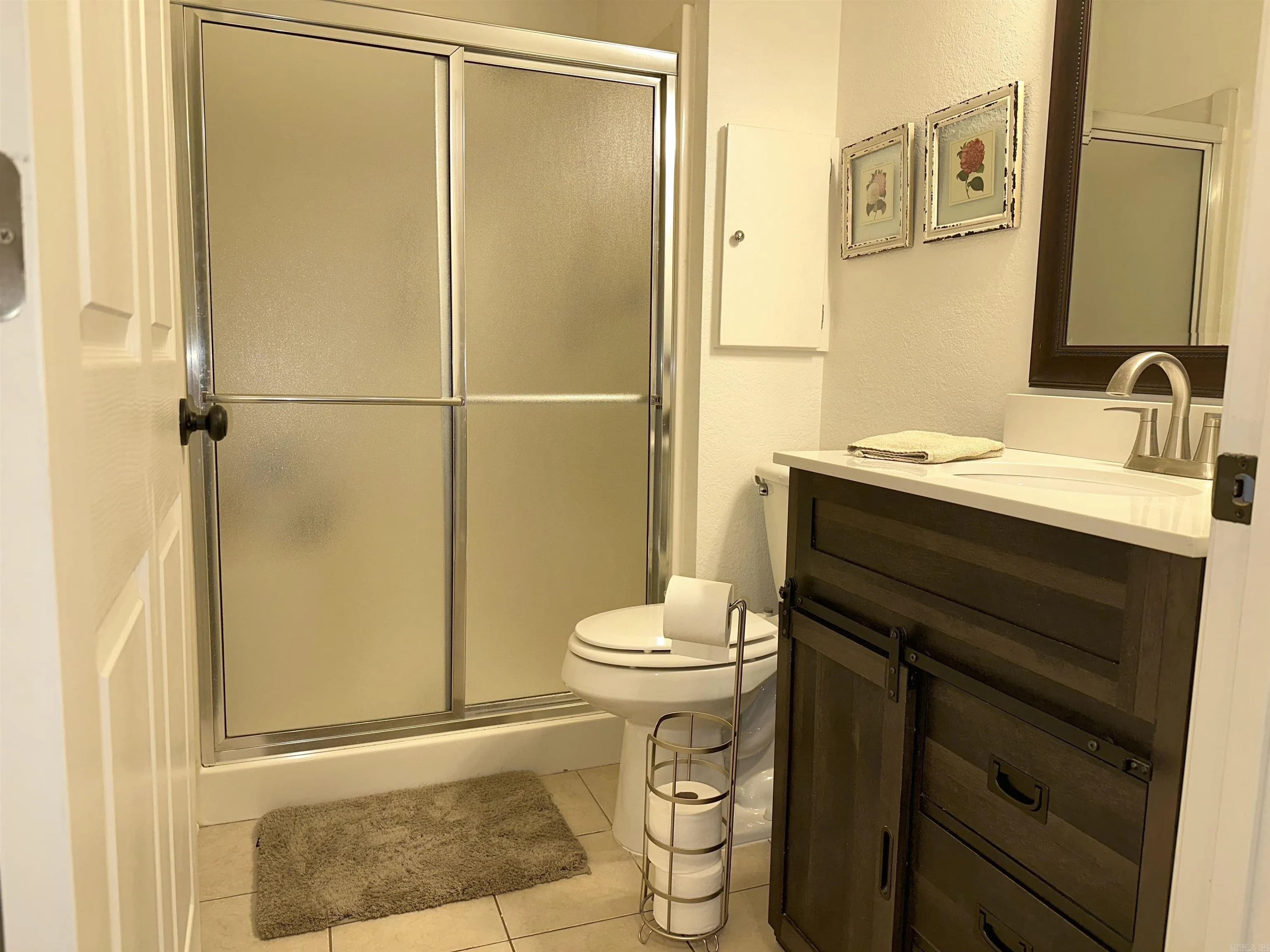 Property at 159  Red oak - Image 19
