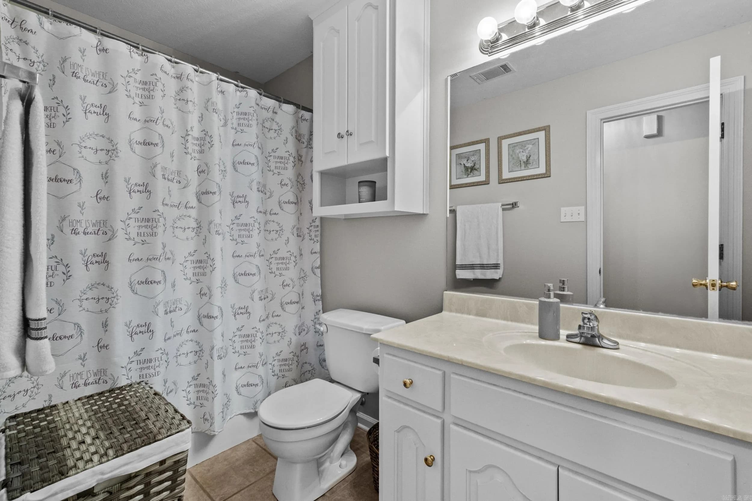 Property at 75  Southwood - Image 23