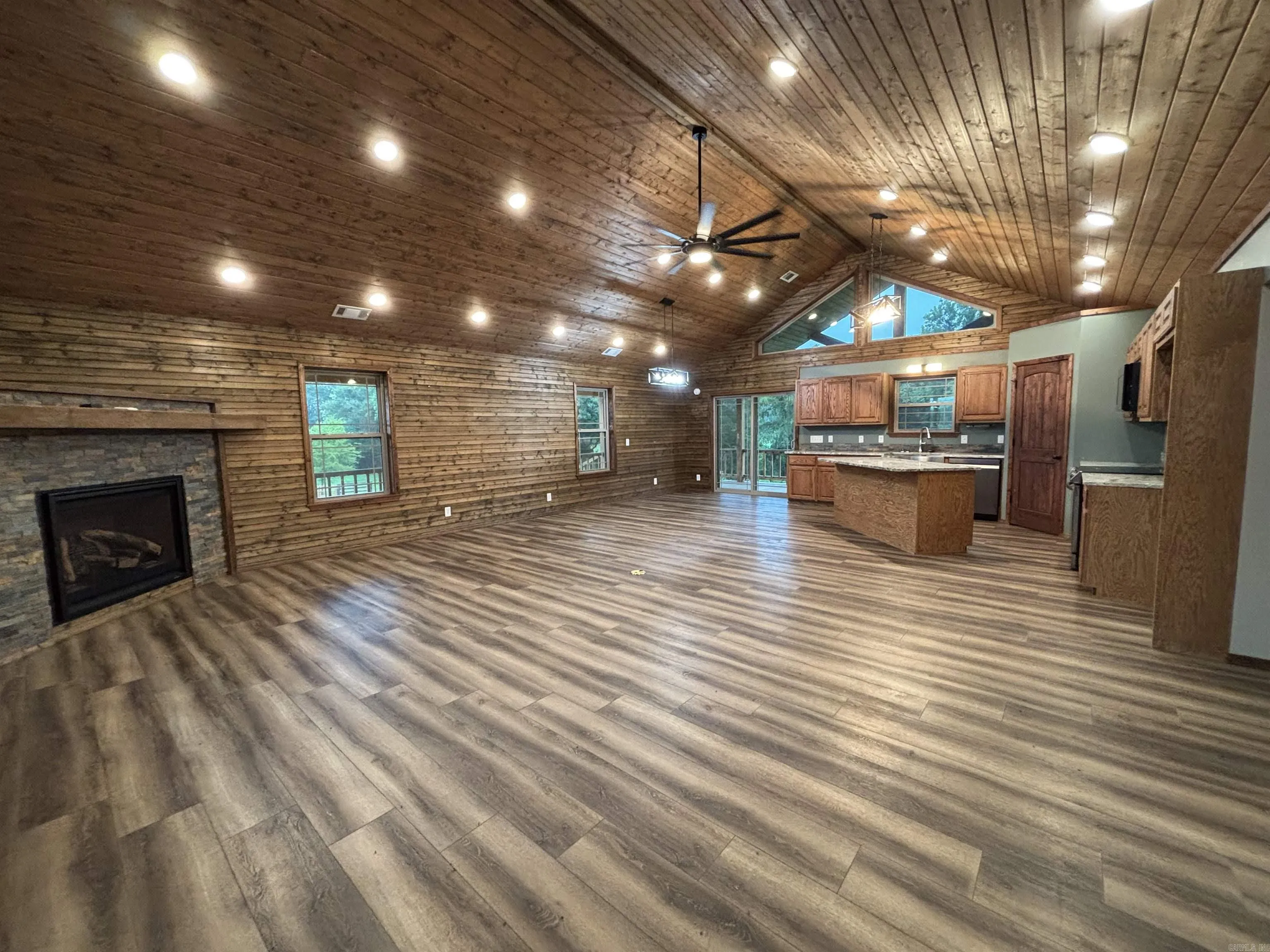 Property at 519  Duff road - Image 5