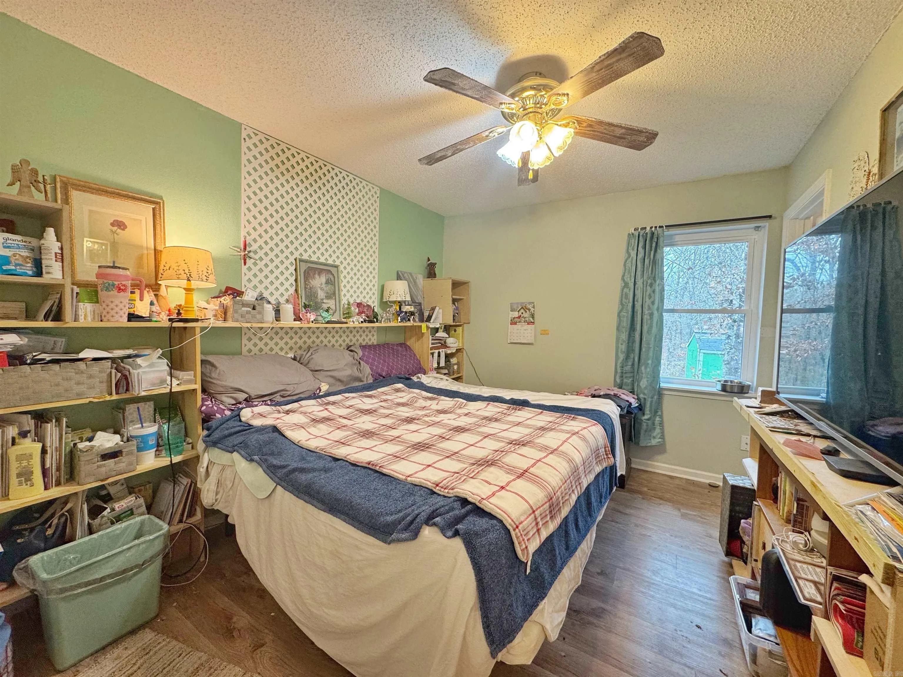 Property at 10  Foxgrove - Image 19