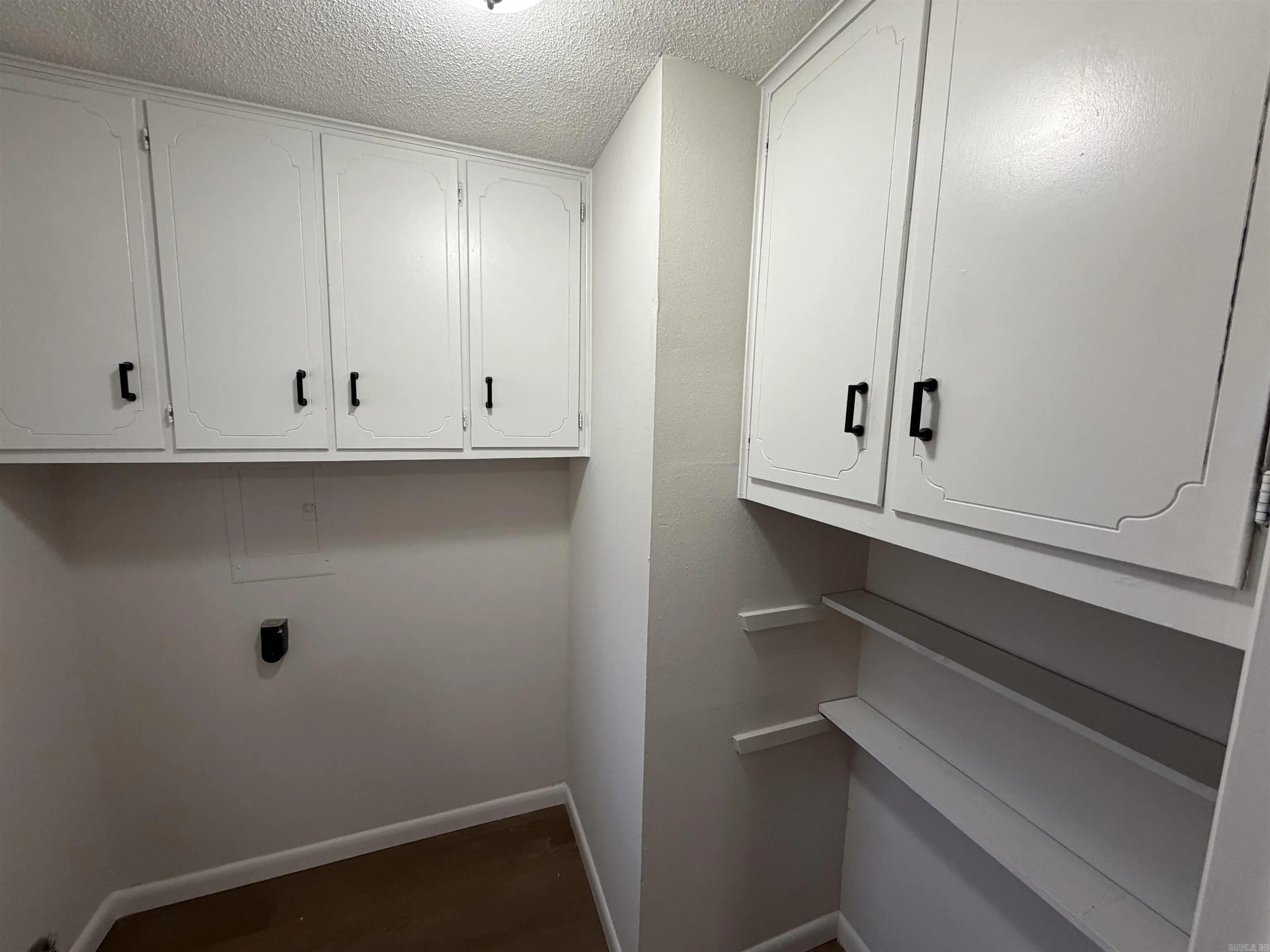 Property at 1801 S Izard - Image 11