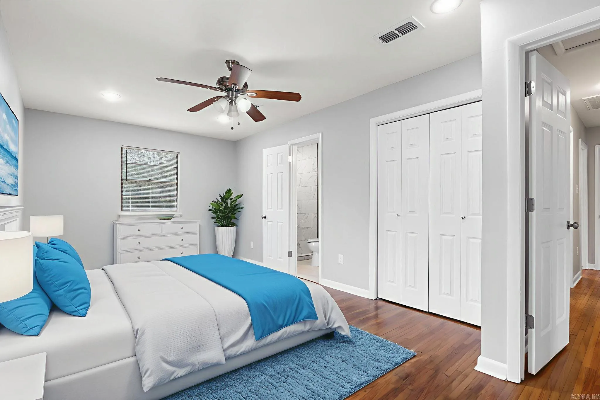 Property at 505  Verona - Image 21