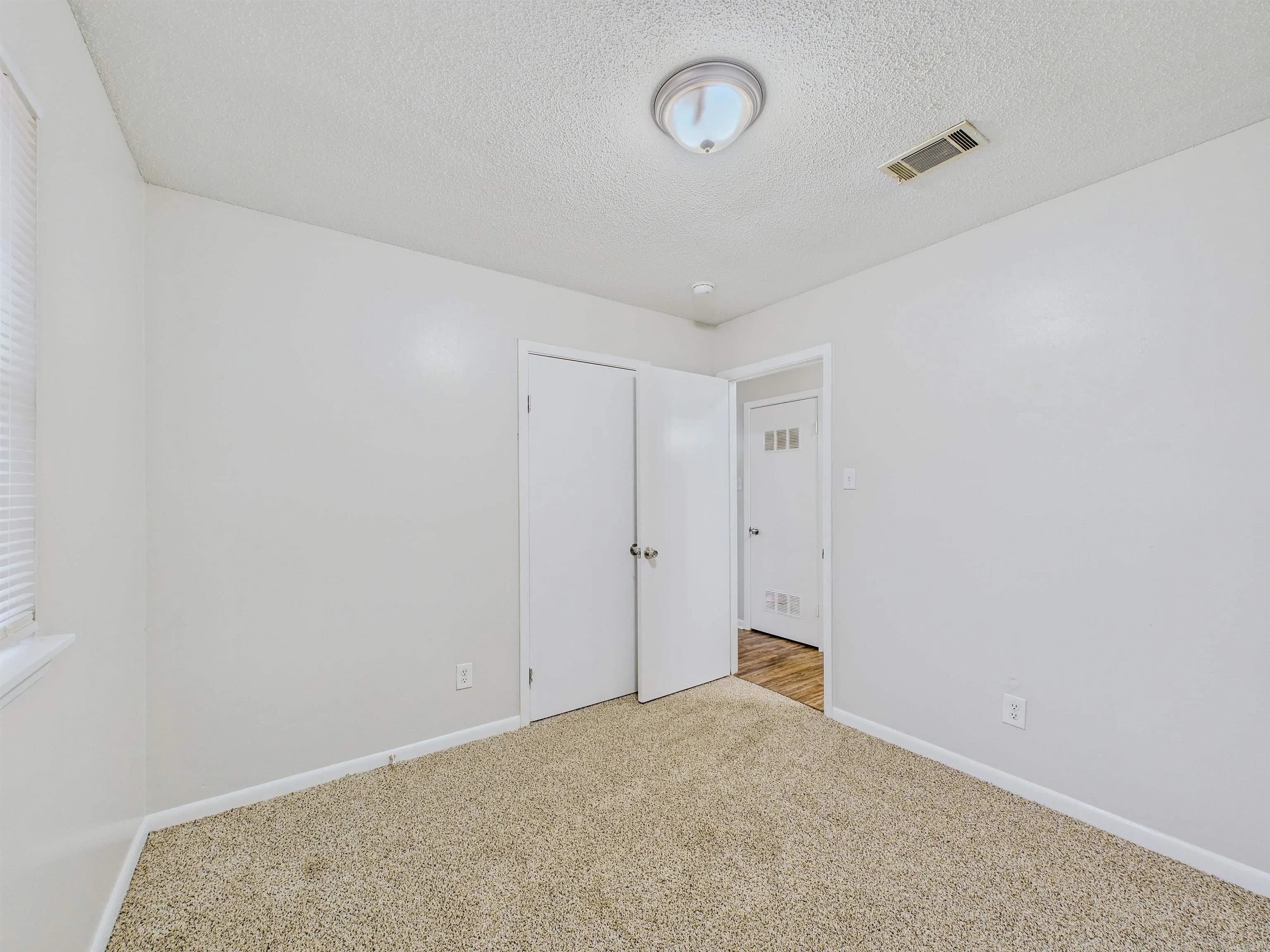 Property at 14  Linkay - Image 13