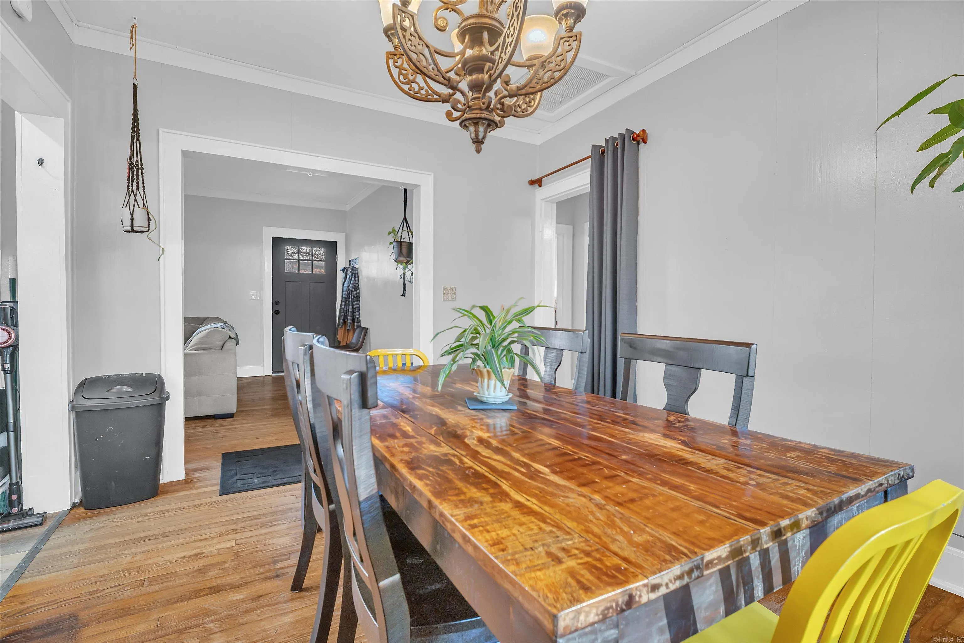 Property at 409 N West - Image 17
