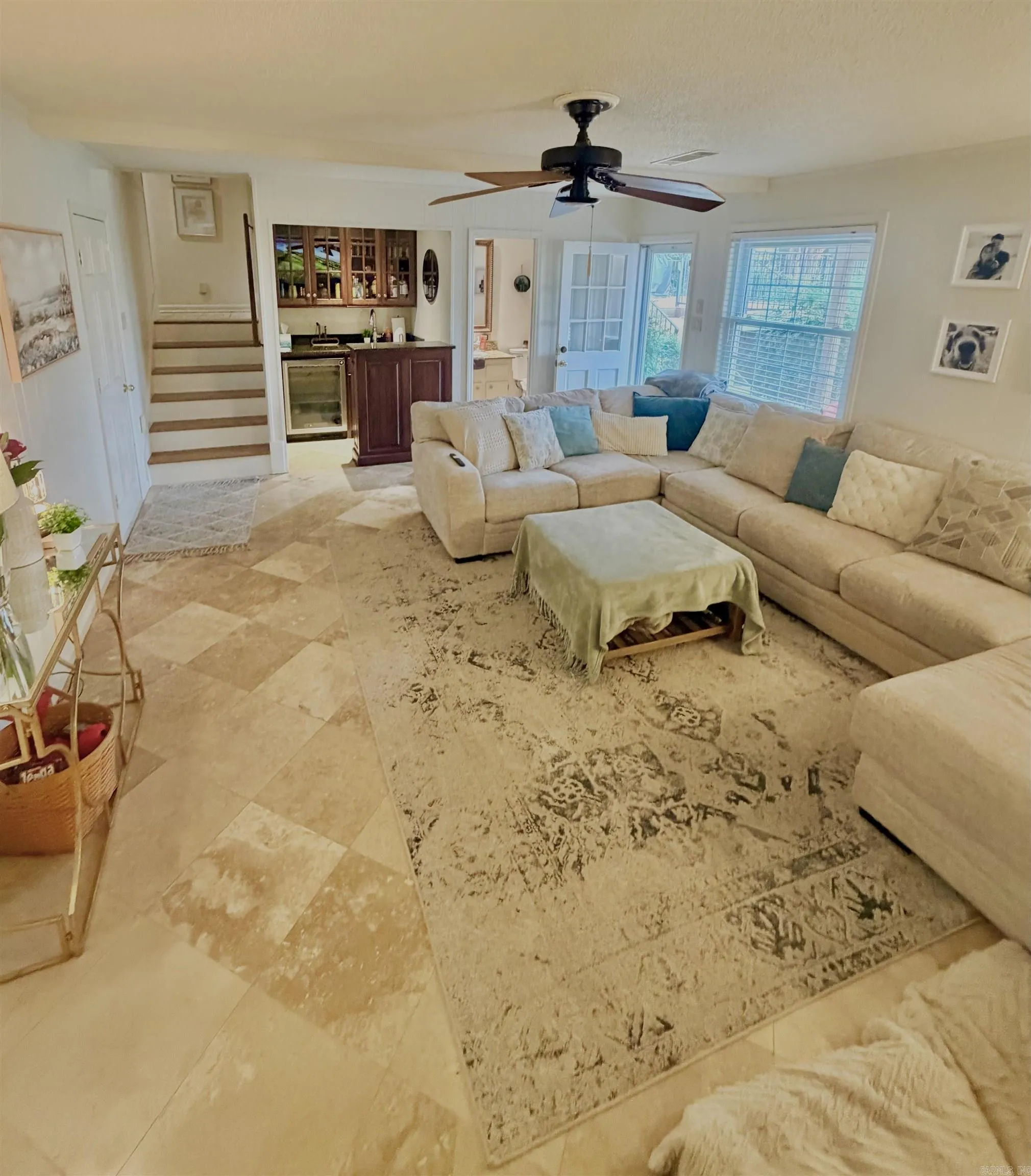Property at 43  Colony - Image 14