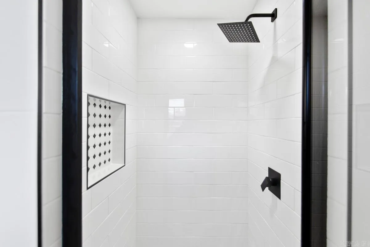 Property at 601  Santa fe - Image 22