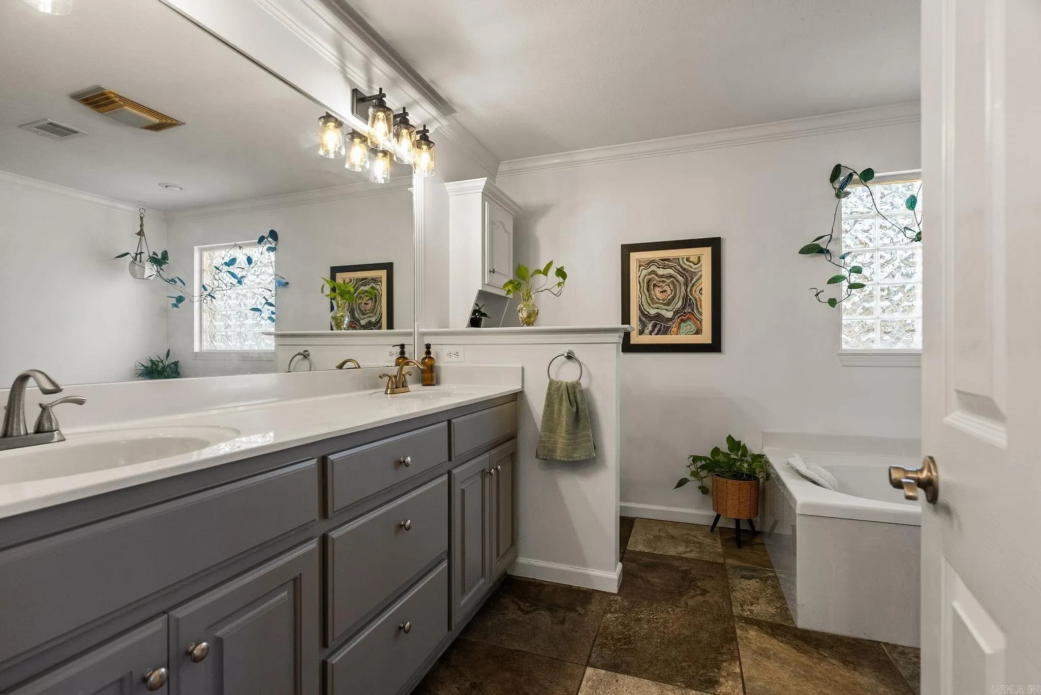 Property at 15  Mont blanc - Image 24