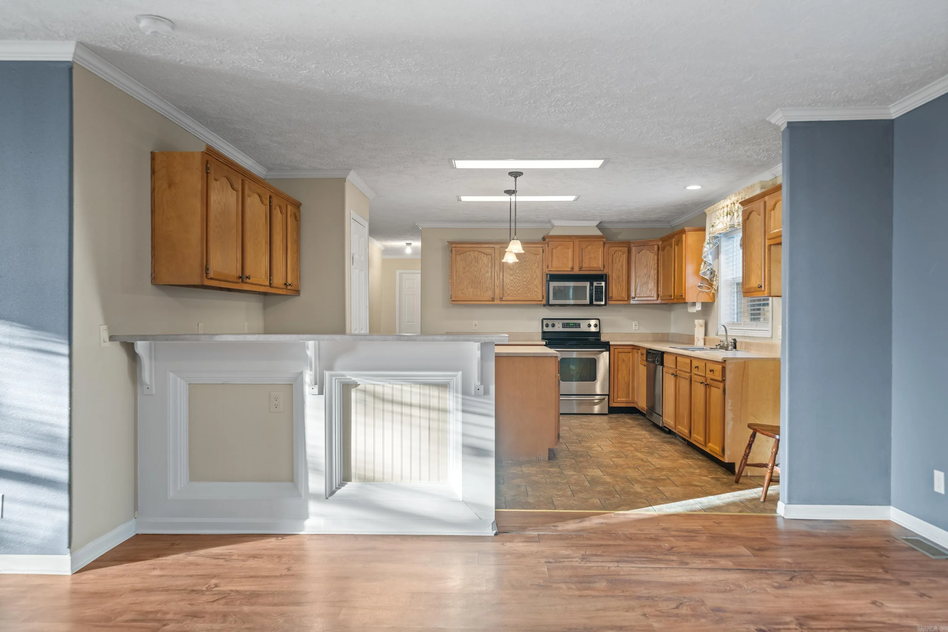 Property at 166  Loyd - Image 14