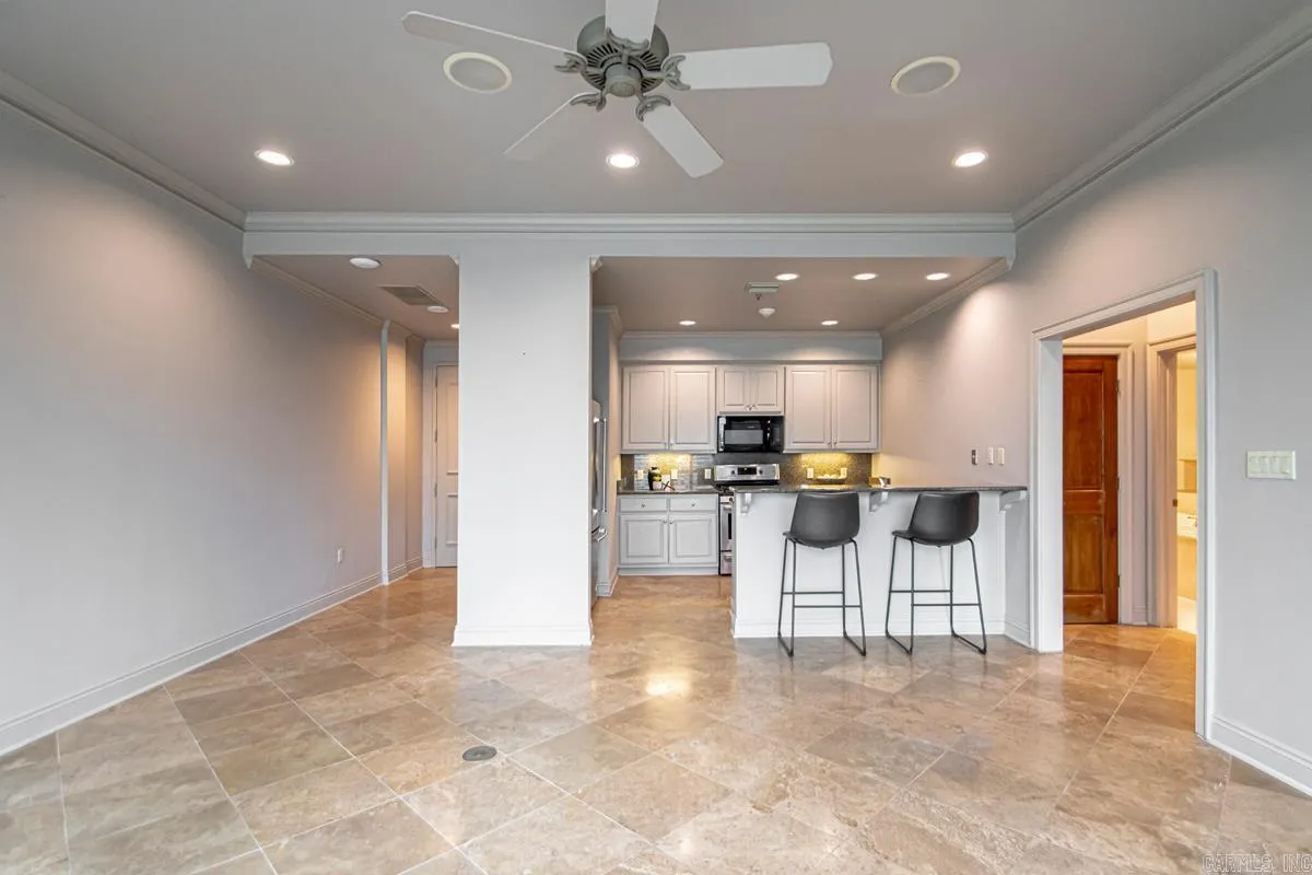 Property at 200  River market, 708 - Image 7
