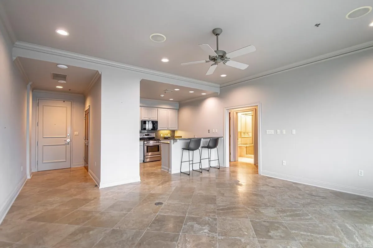 Property at 200  River market, 708 - Image 8