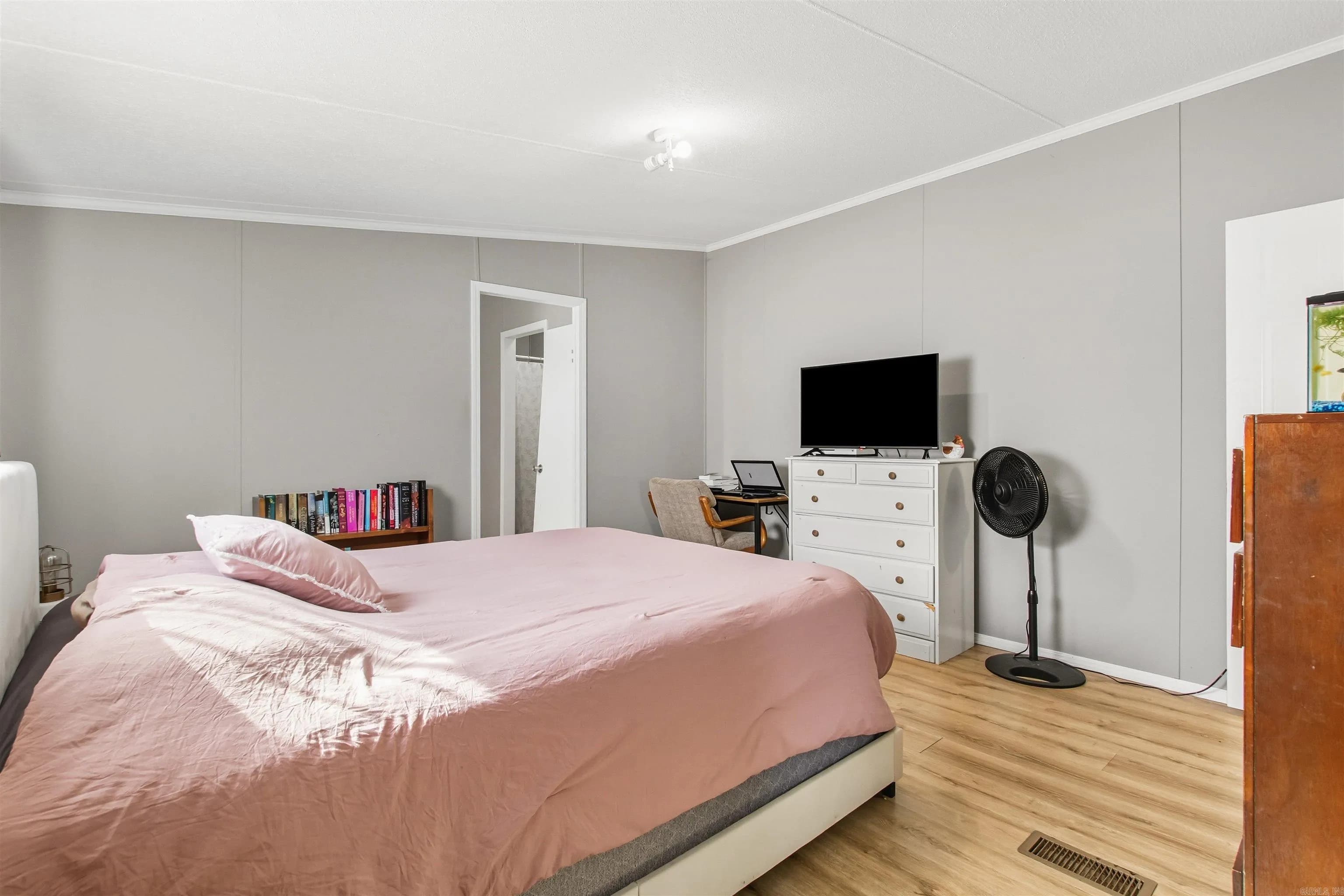 Property at 19  Opal - Image 20