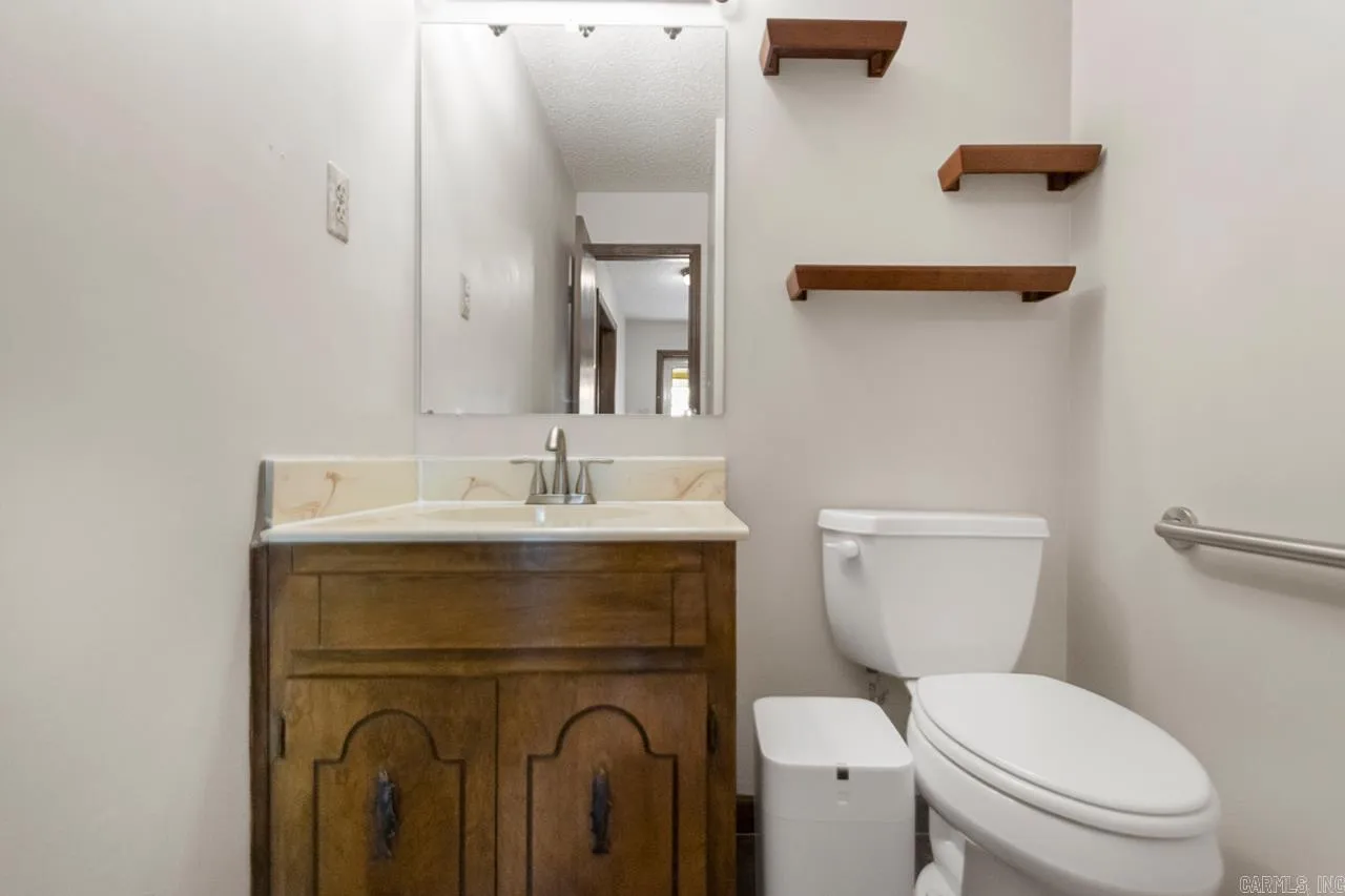 Property at 9460  Robin ln - Image 7