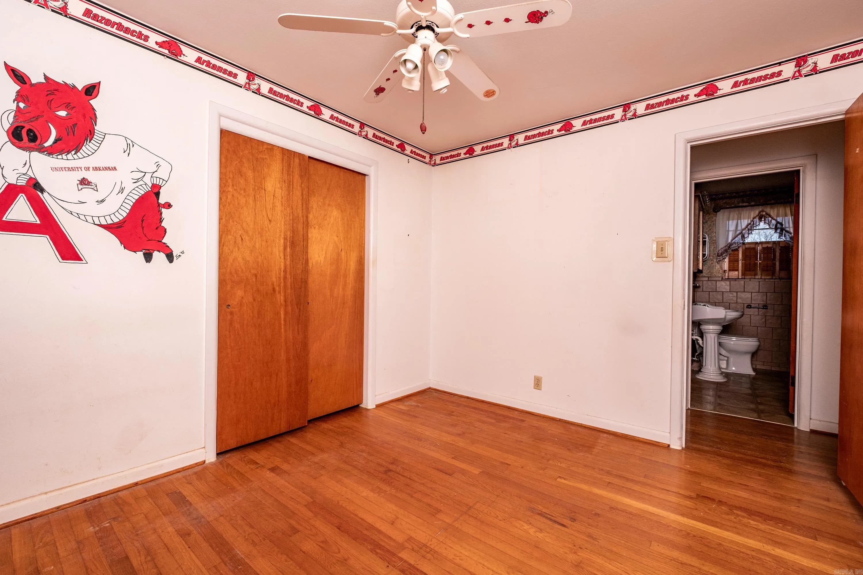 Property at 10925  Legion hut - Image 16
