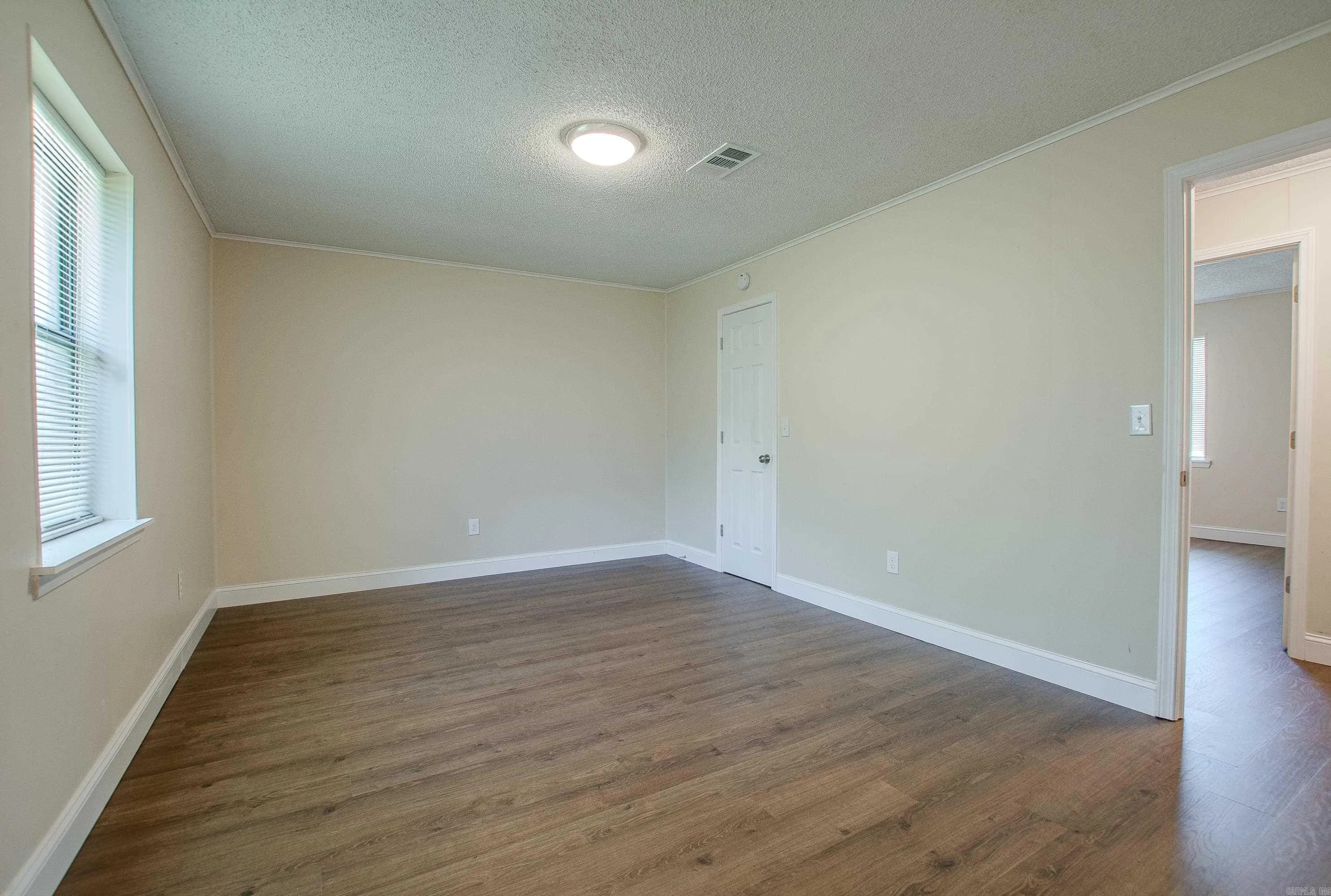 Property at 874  Harver hills - Image 27