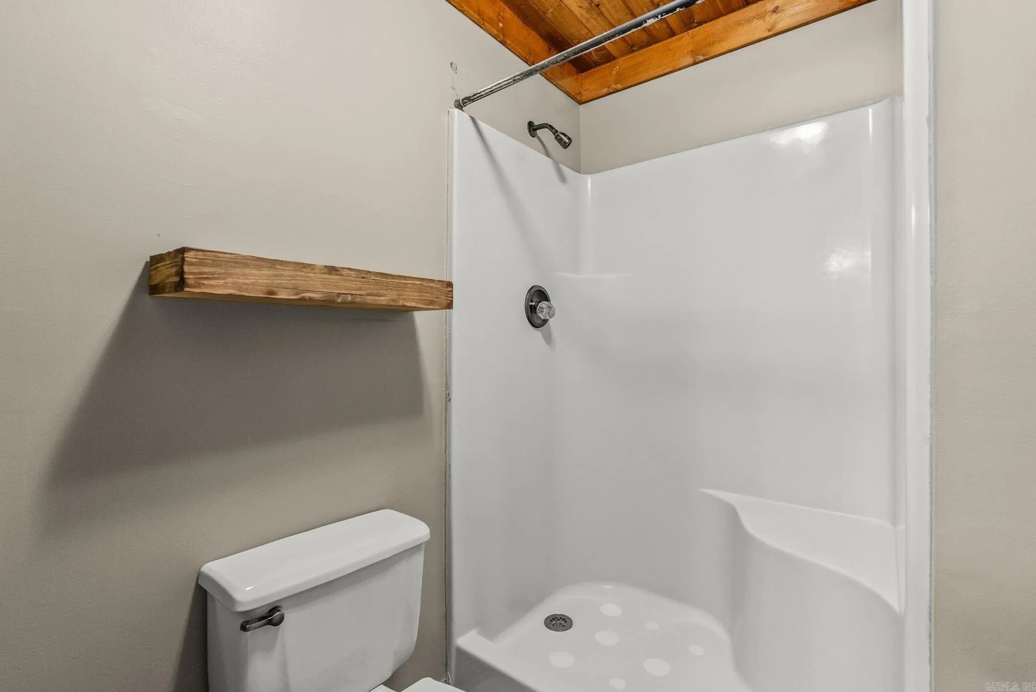 Property at 879  Heather - Image 20
