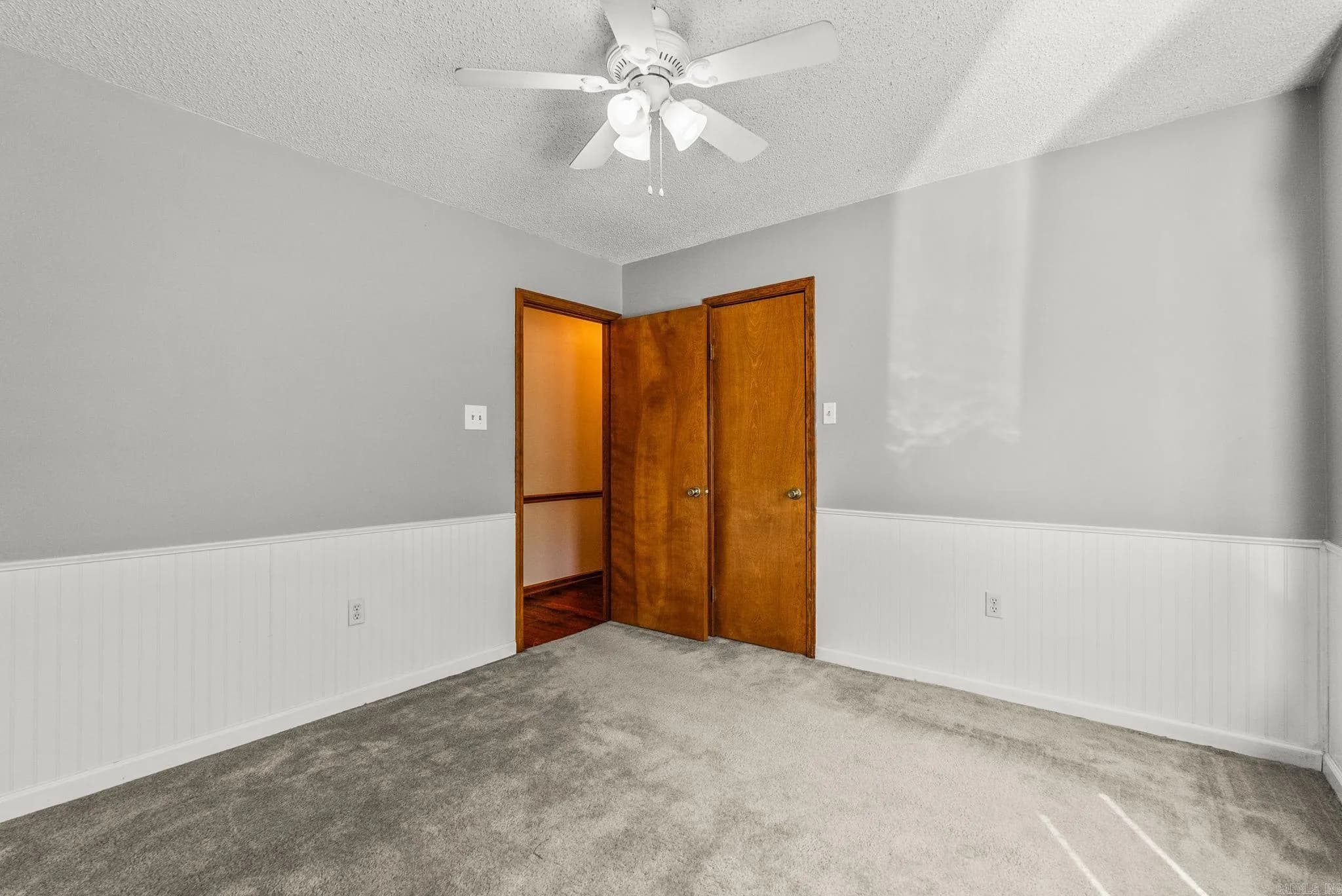 Property at 879  Heather - Image 23
