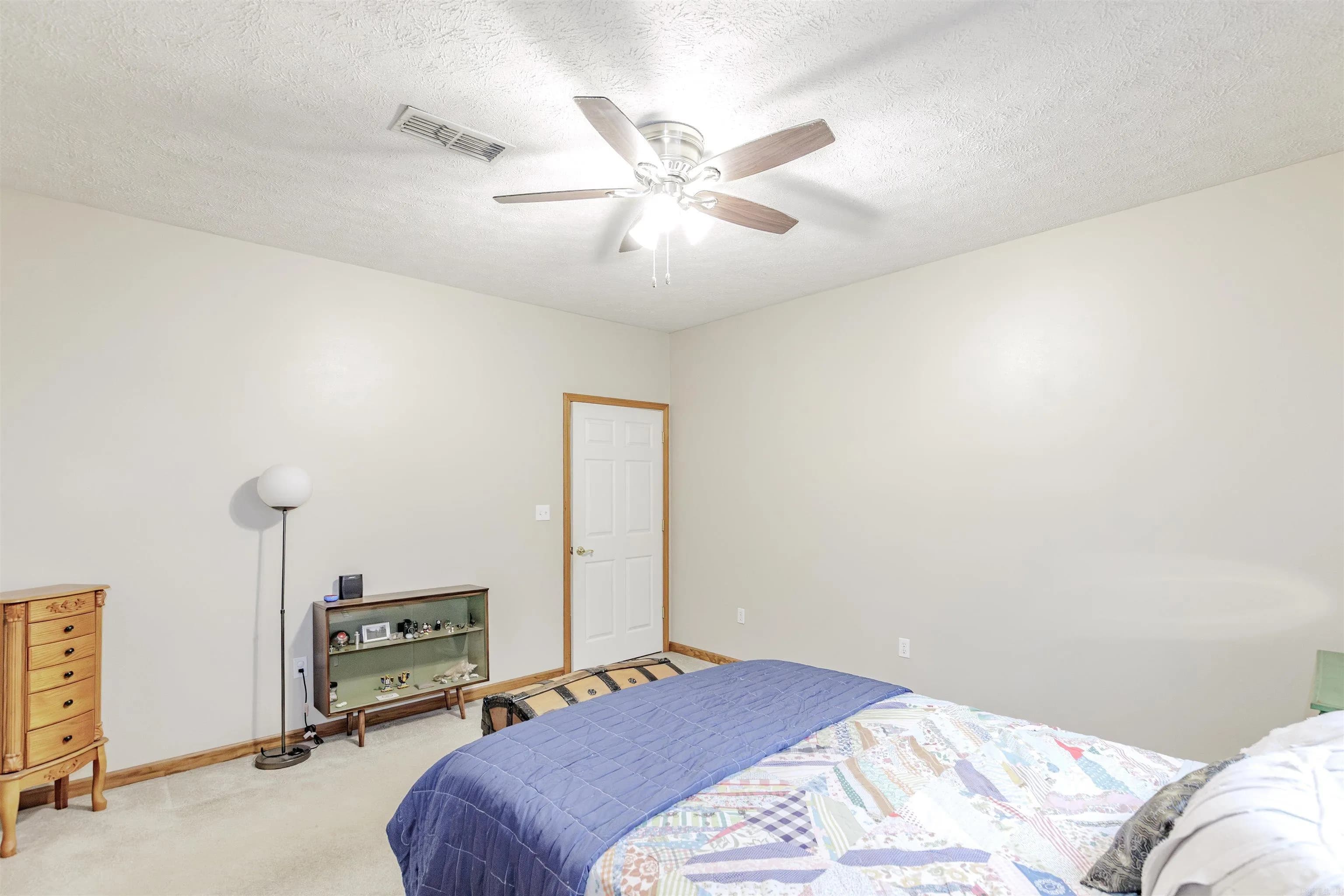 Property at 18  Pine valley - Image 40