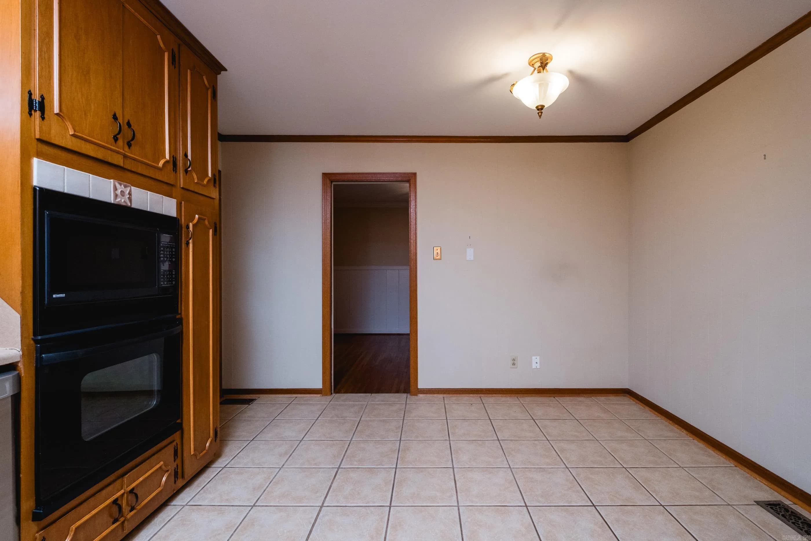 Property at 521  Mcadoo - Image 22