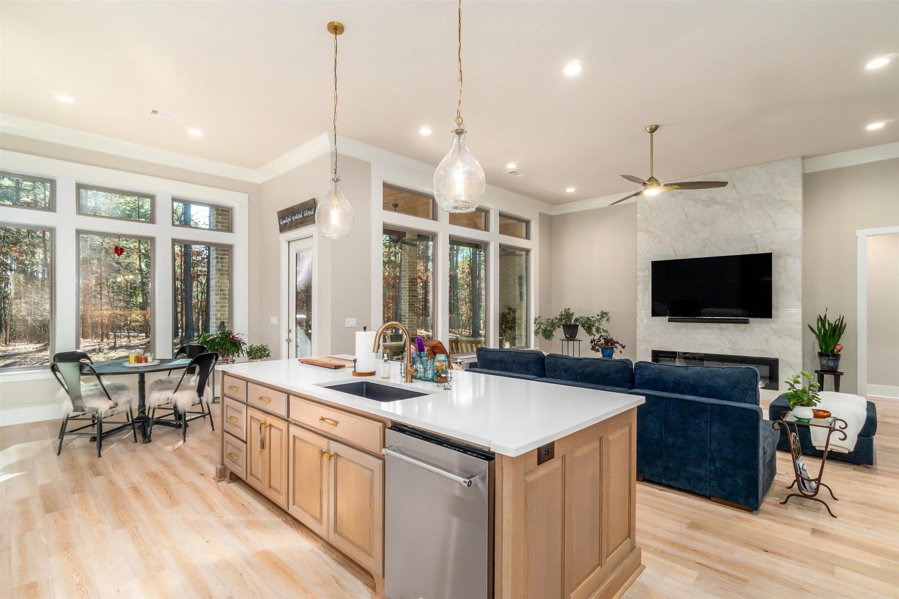 Property at 1  Estado - Image 10