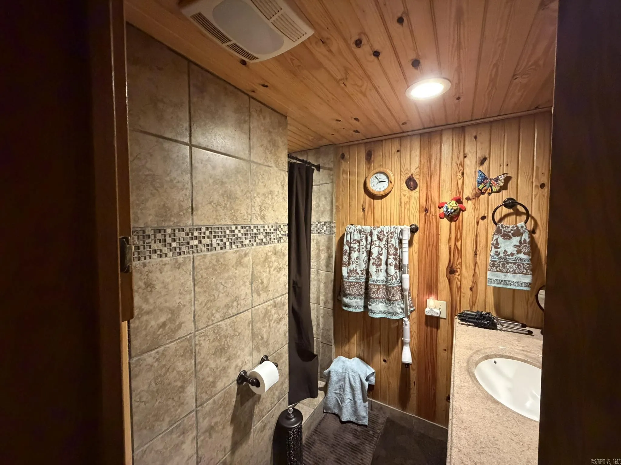 Property at 410 N Wilks - Image 13