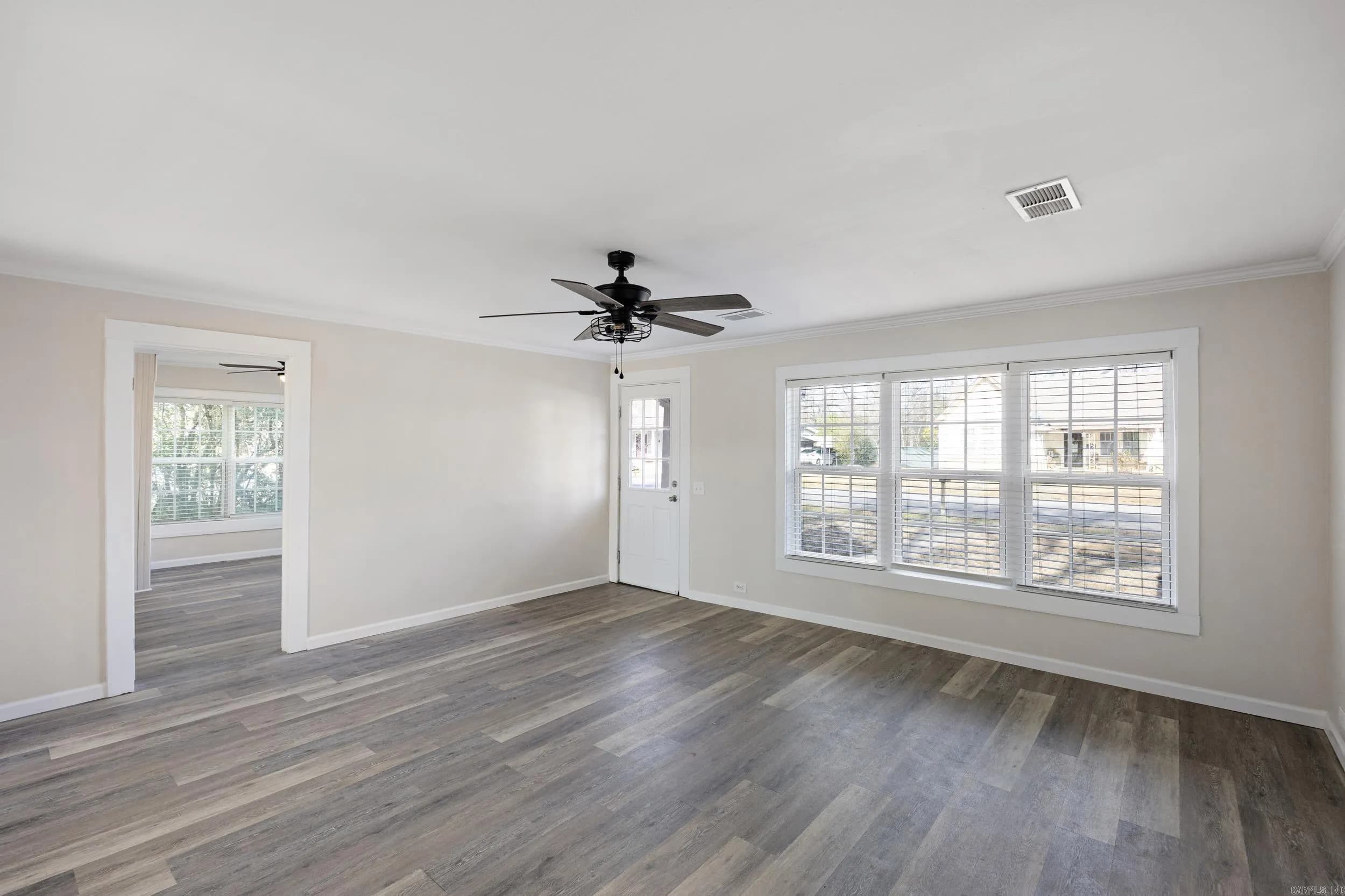 Property at 610 NE 2nd - Image 4