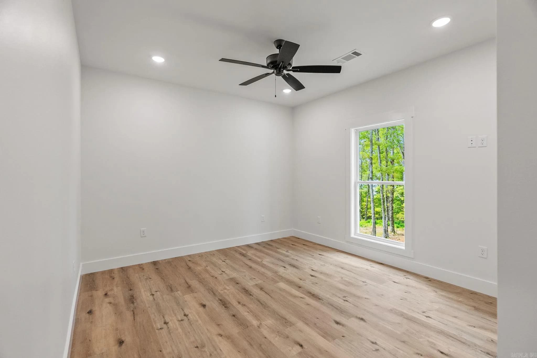 Property at 35  Elrod drive - Image 41