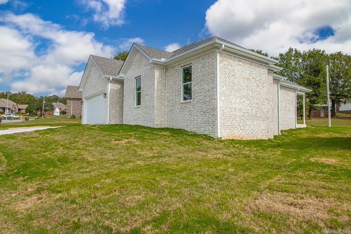 Property at 1624  Hidden creek drive - Image 3