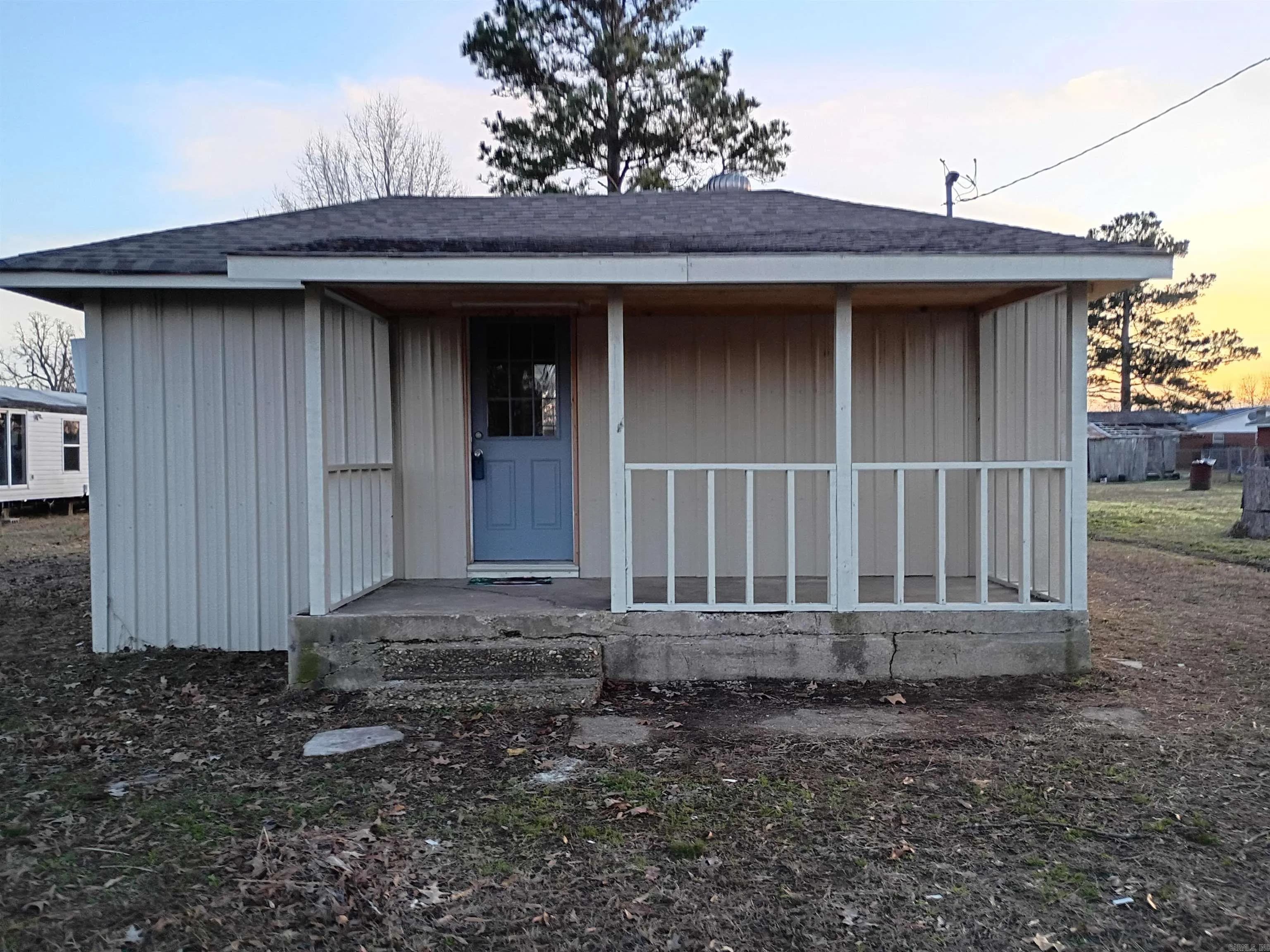 Property at 508 E 5th - Image 1