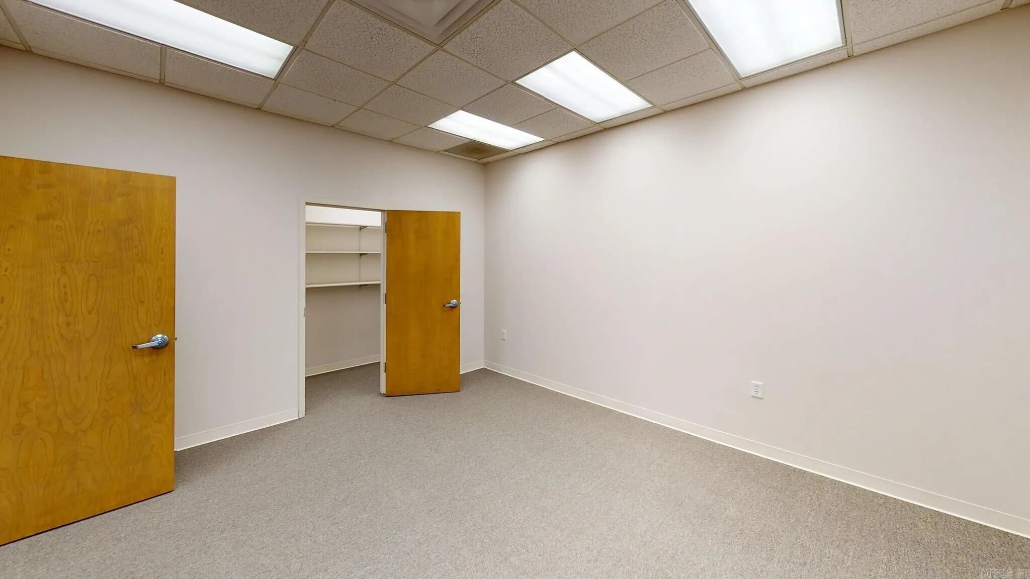 Property at 2900 S Main - Image 13