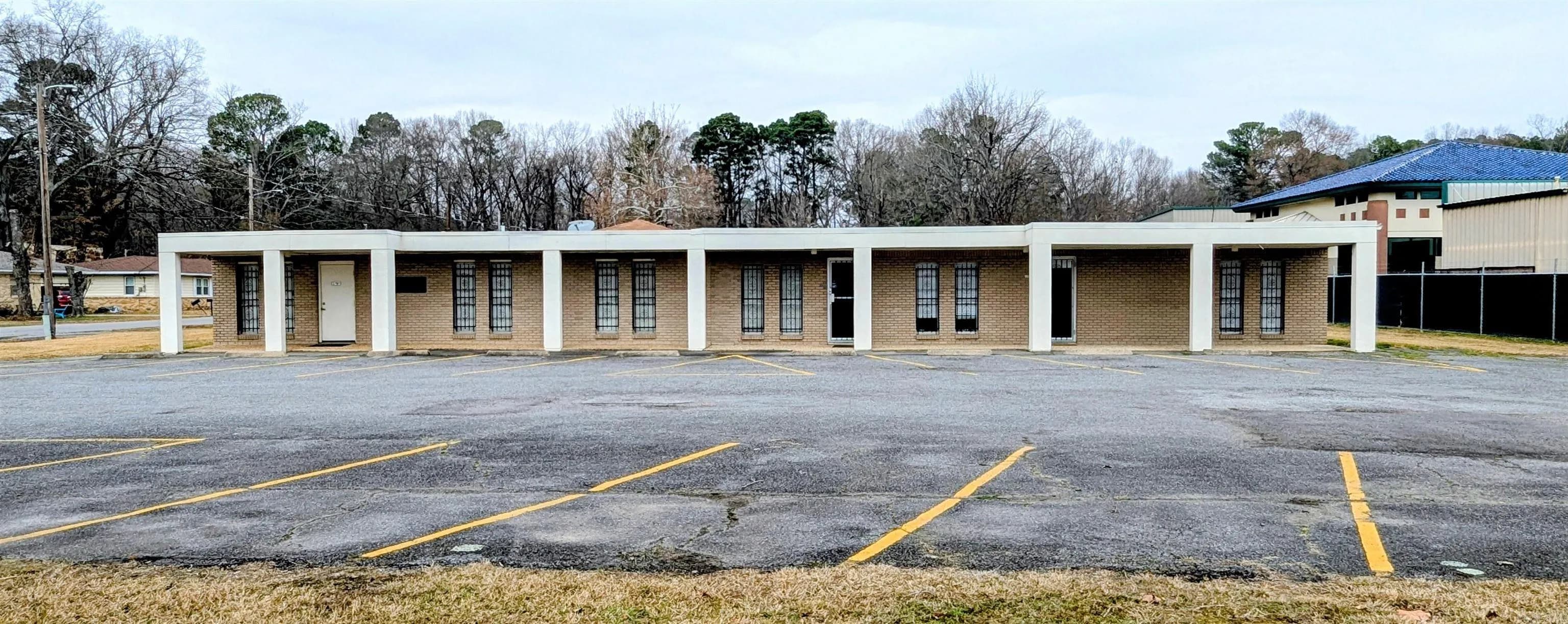 Property at 6226  Baseline road - Image 3