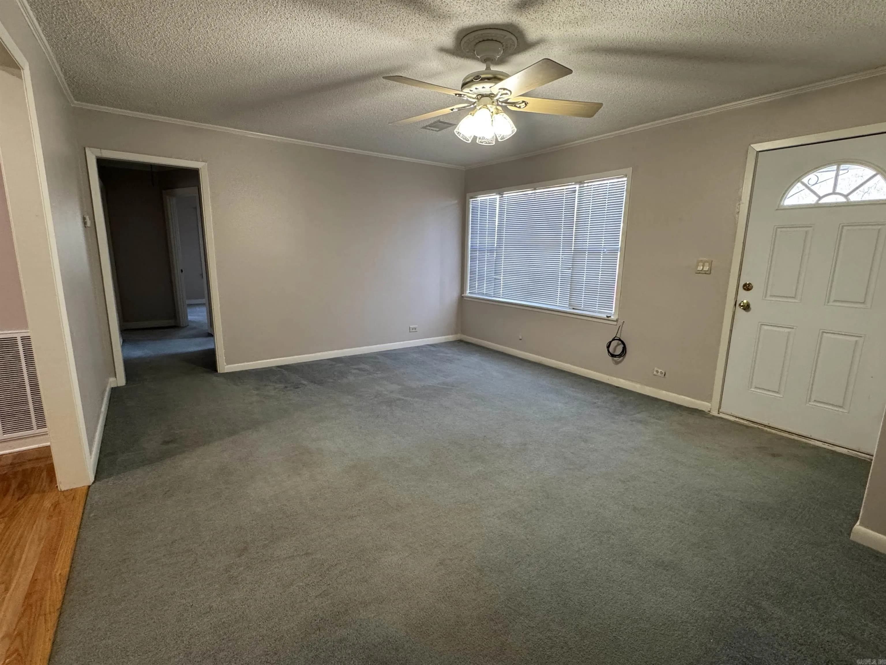Property at 1414  Roosevelt - Image 11