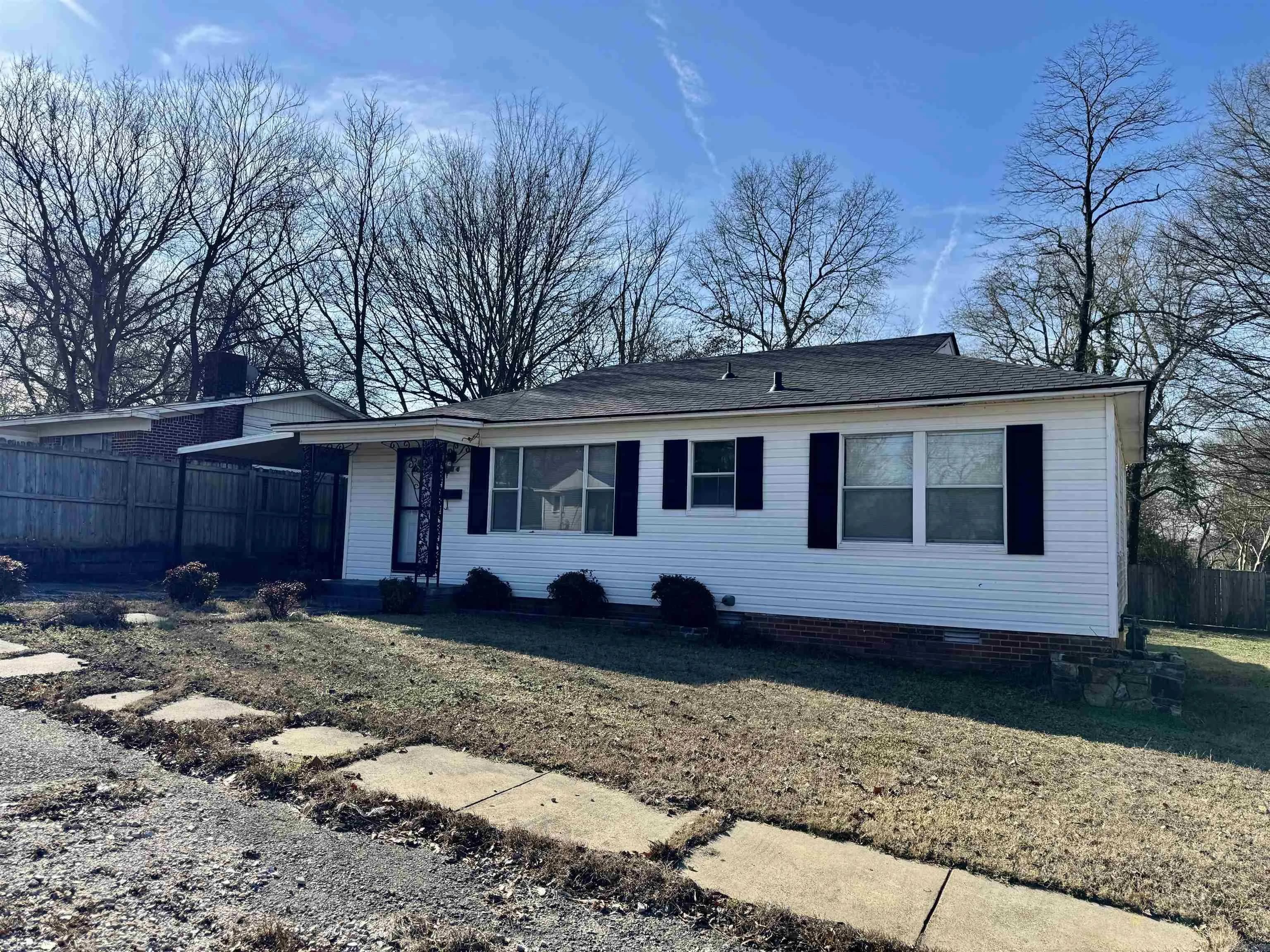 Property at 1414  Roosevelt - Image 1