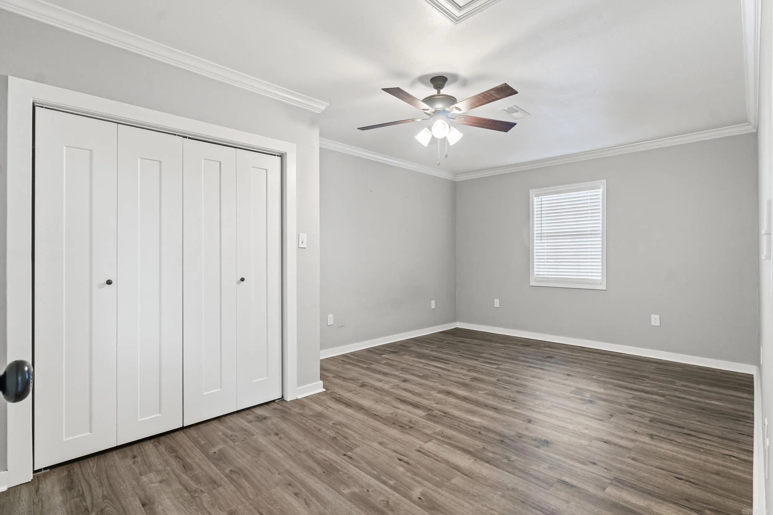 Property at 112 N Sawmill - Image 14