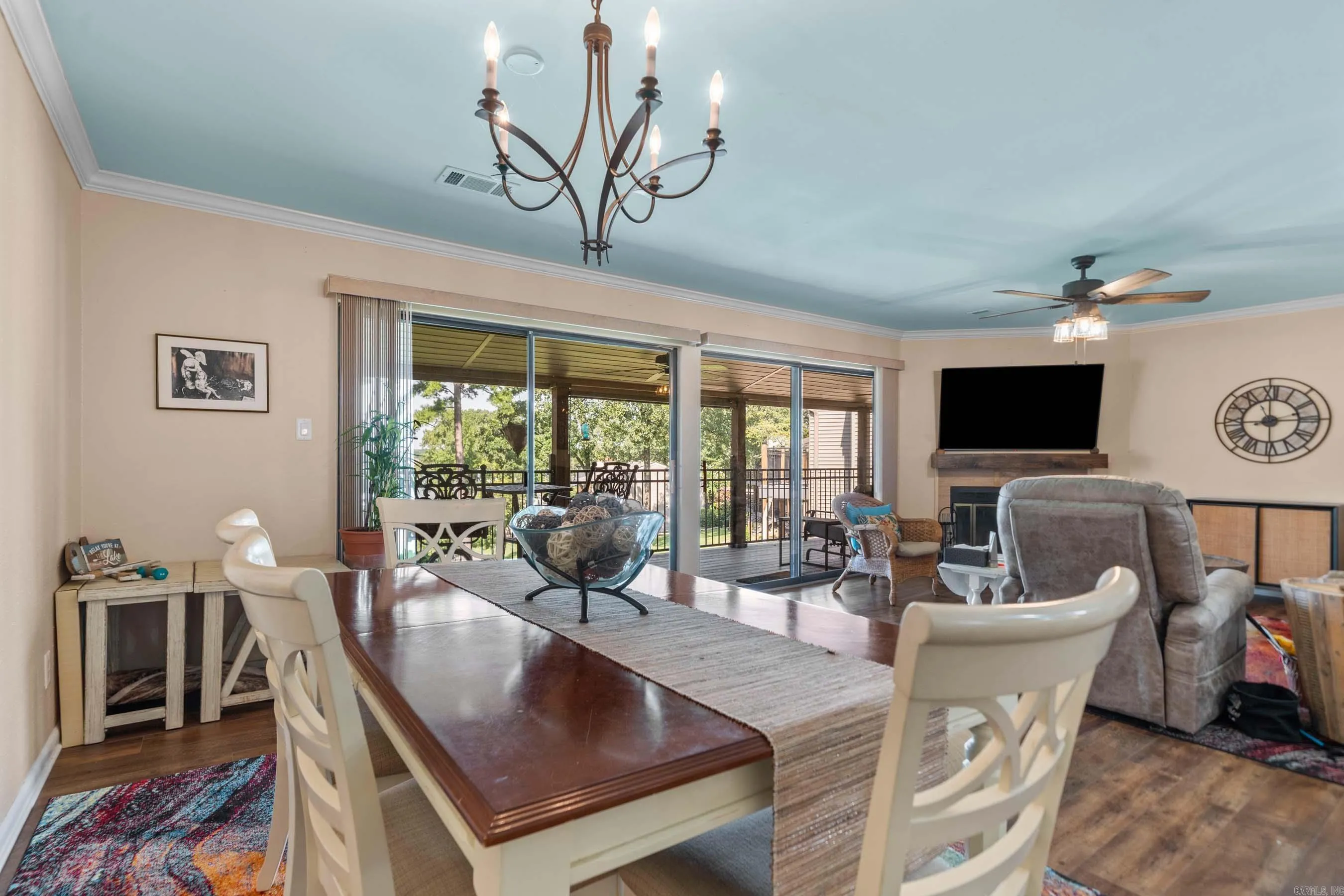 Property at 208  Daffodil, A-4 - Image 9