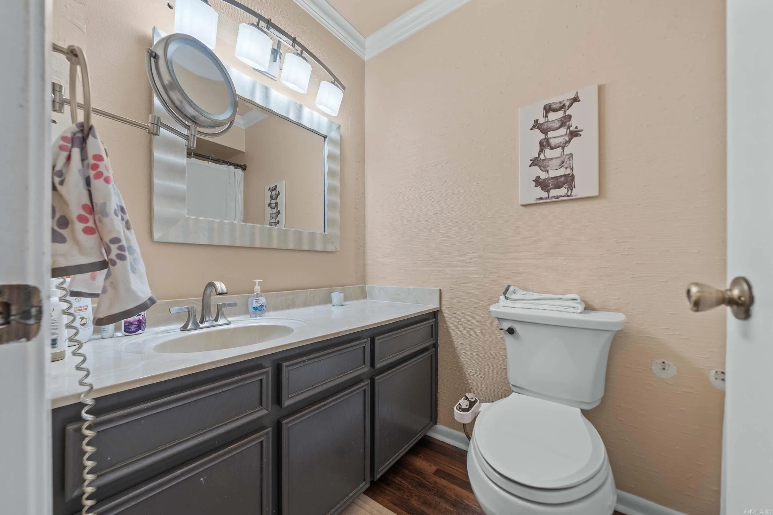 Property at 208  Daffodil, A-4 - Image 27