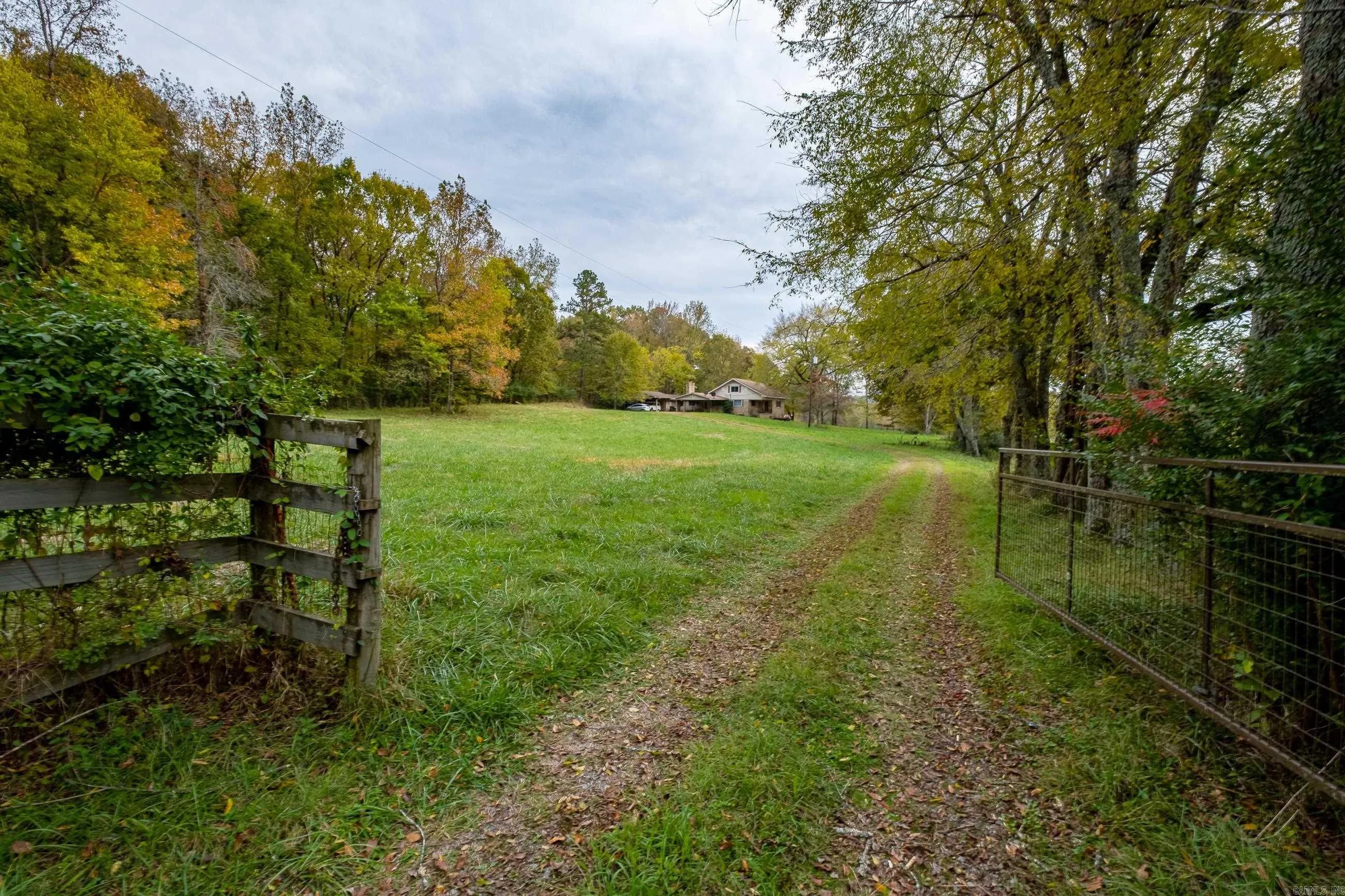Property at 23201  Barry - Image 7